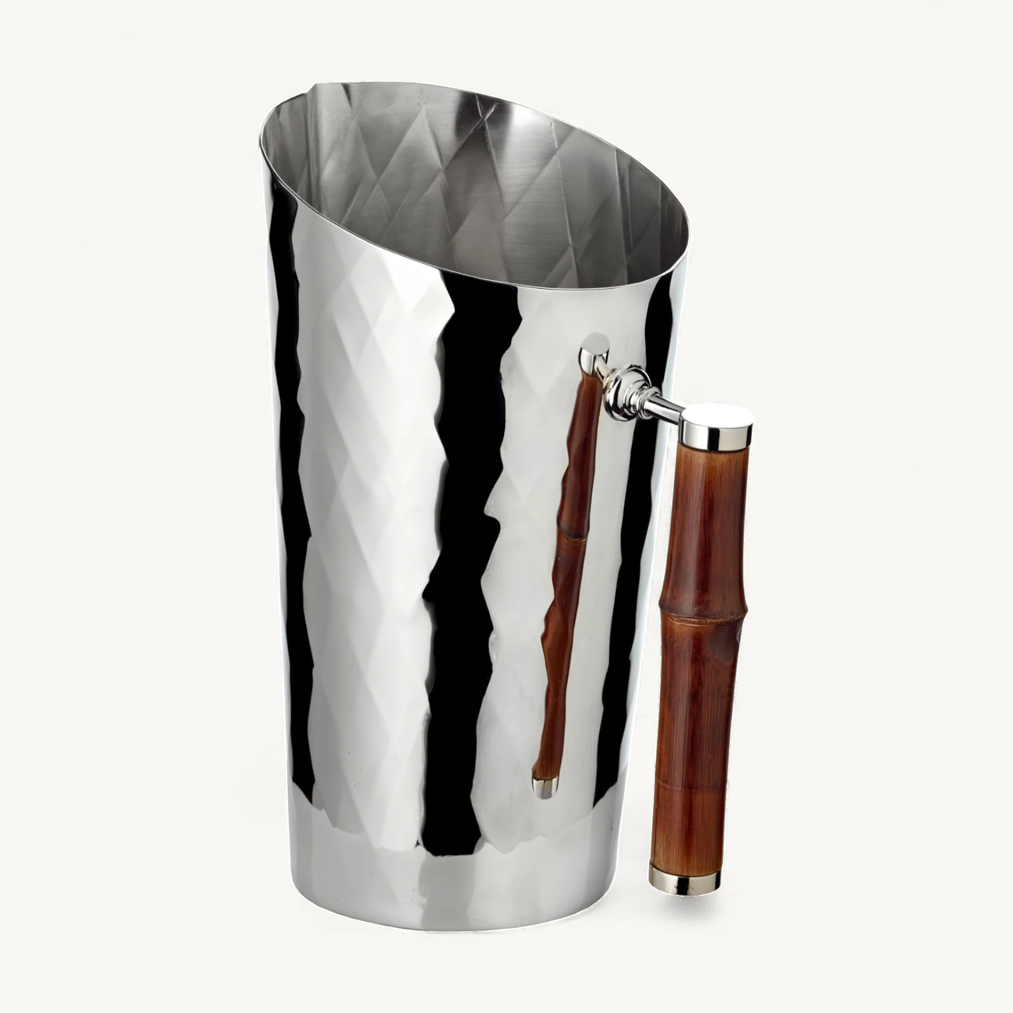 Krug Jana (1,2 Liter), mit Bambusgriff, Edelstahl, glänzend vernickelt Krug Jana (1,2 Liter), mit Bambusgriff, Edelstahl, glänzend vernickelt