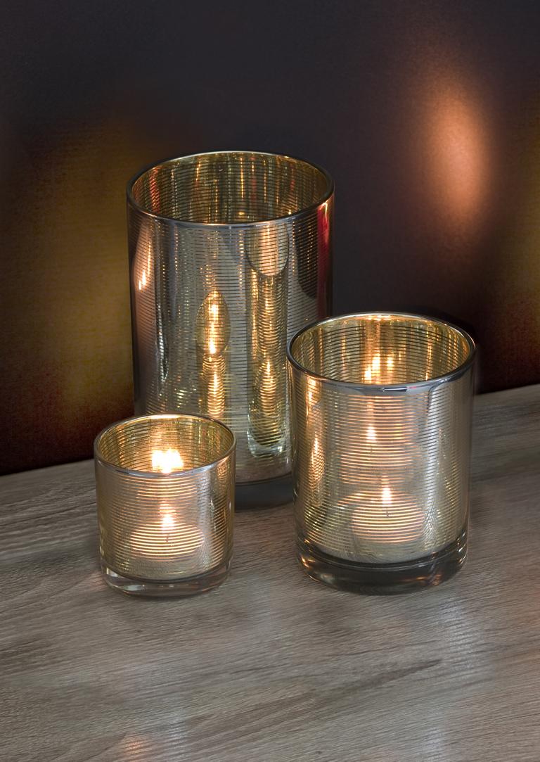 2. Wahl Teelichtglas Hauke (Höhe 13 cm), außen silberfarben, innen goldfarben