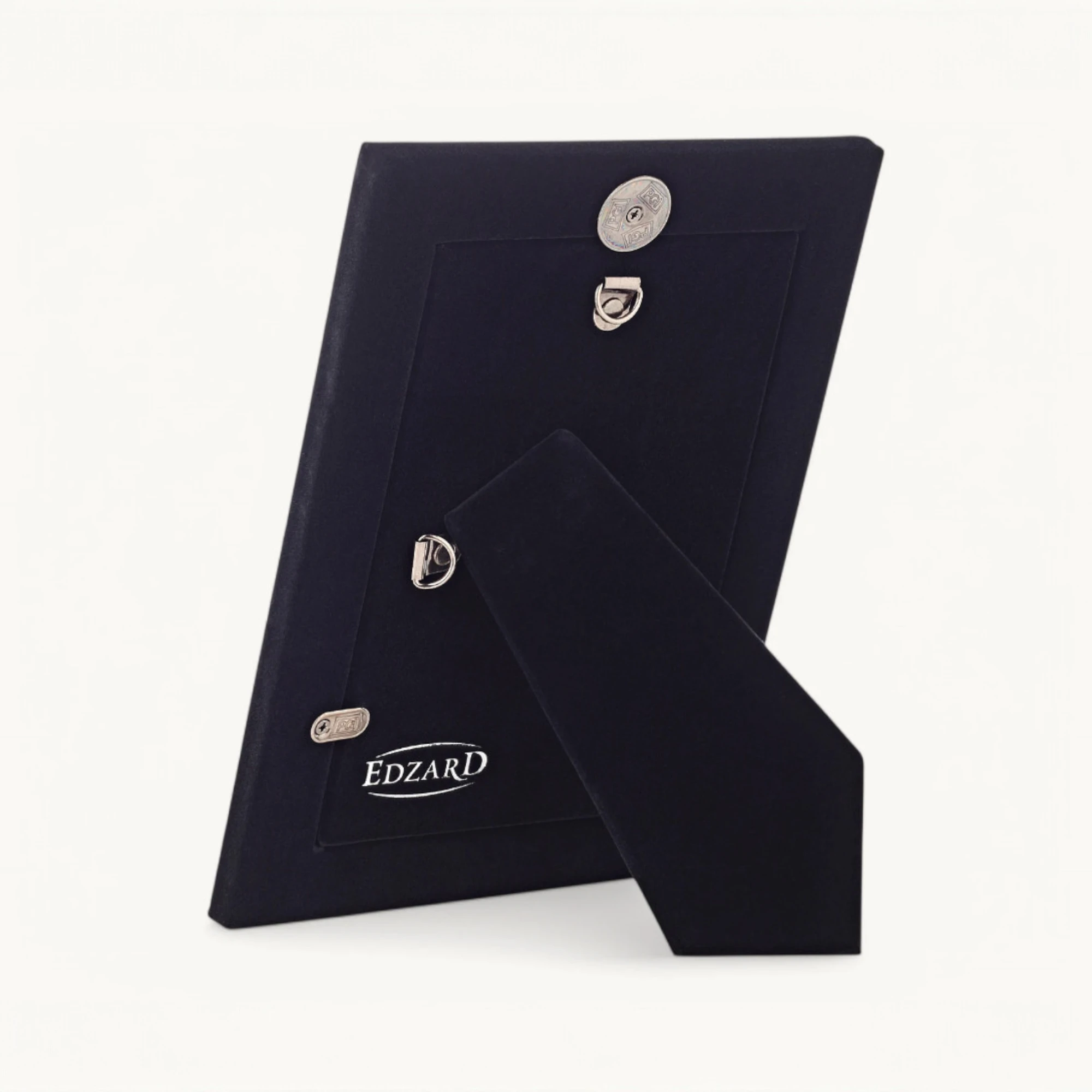 Bilderrahmen Matera (10x15 cm), Perlenrand, edel versilbert, anlaufgeschützt, 2 Aufhänger Bilderrahmen Matera (10x15 cm), Perlenrand, edel versilbert, anlaufgeschützt, 2 Aufhänger