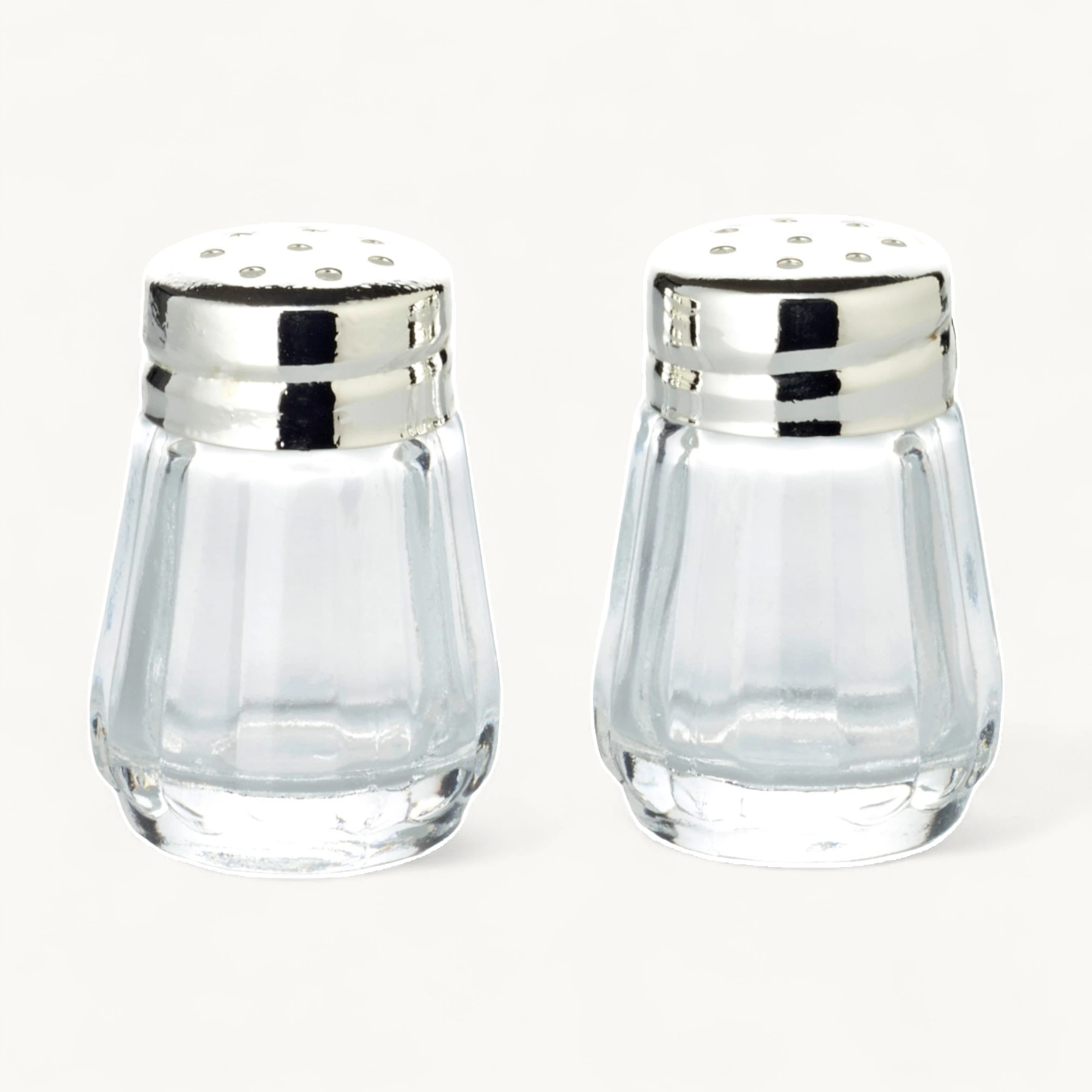 Salz- & Pfefferstreuer Oxford , edel versilbert, Höhe 4 cm Salz- & Pfefferstreuer Oxford , edel versilbert, Höhe 4 cm