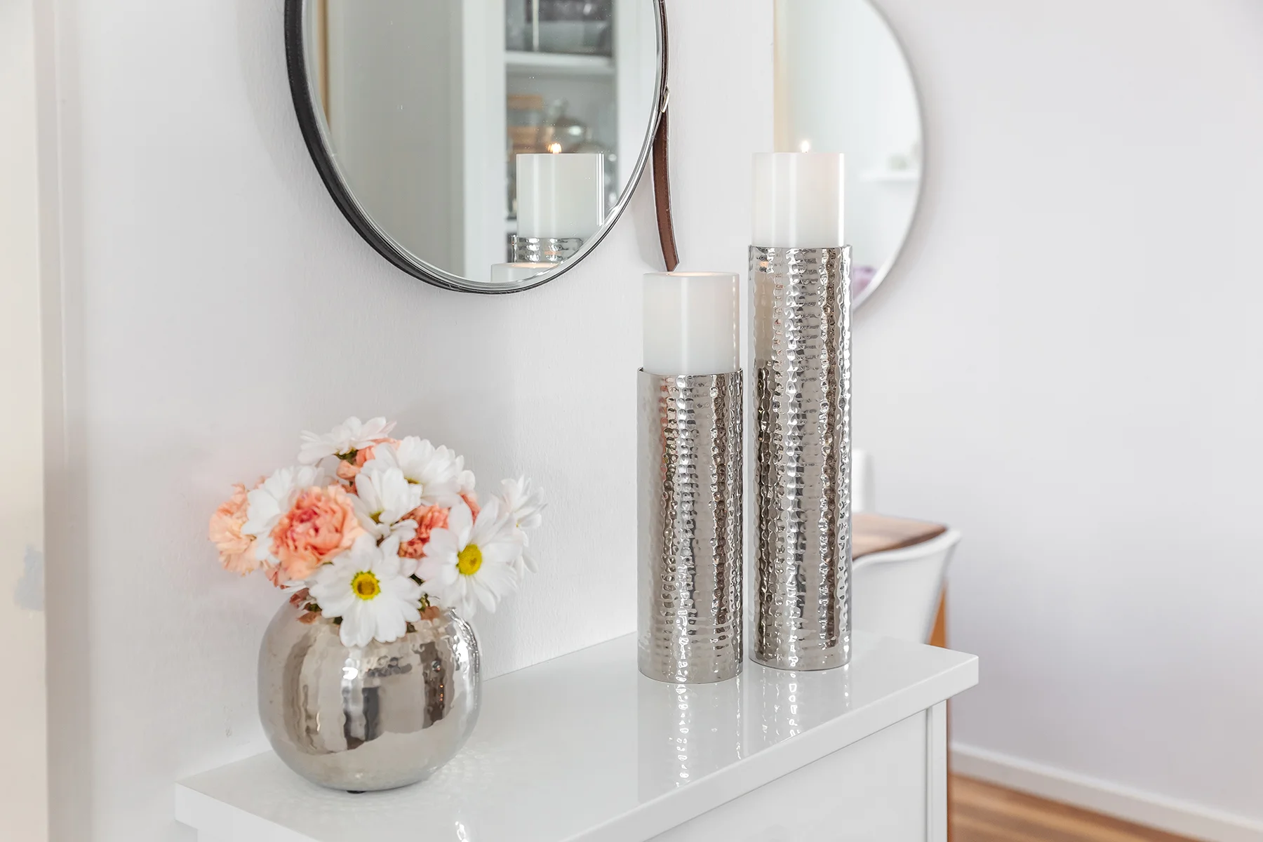 Kerzenständer Agadir (Höhe 20 cm), silberfarben, gehämmert, Edelstahl, hochglanzpoliert Kerzenständer Agadir (Höhe 20 cm), silberfarben, gehämmert, Edelstahl, hochglanzpoliert