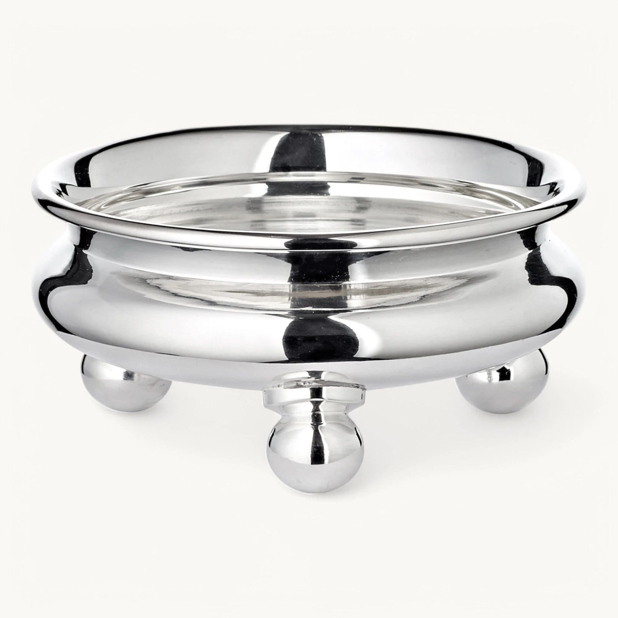 Schälchen Santa (Höhe 4 cm, Ø 8 cm), auf Füßen, silberfarben, schwerversilbert Schälchen Santa (Höhe 4 cm, Ø 8 cm), auf Füßen, silberfarben, schwerversilbert