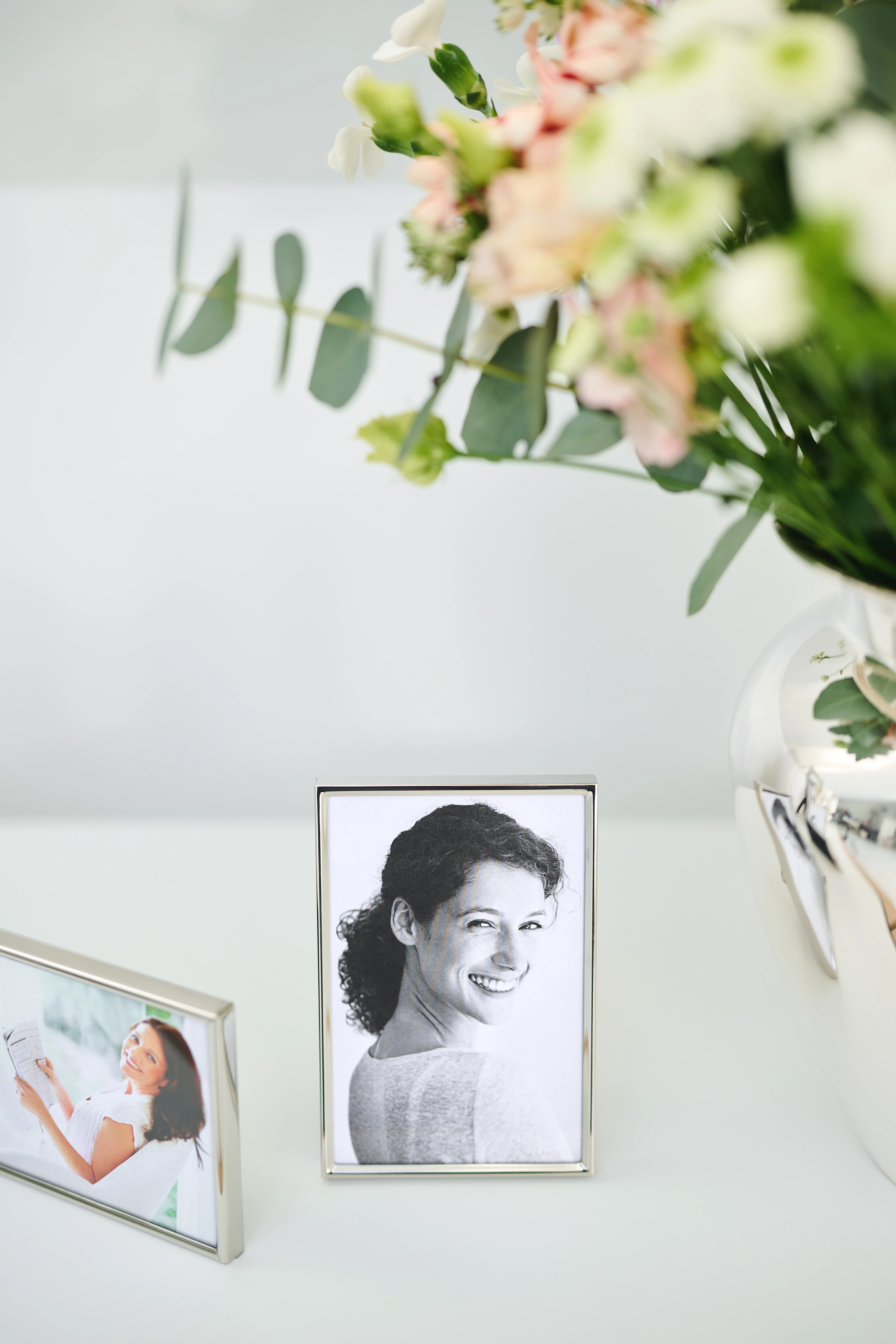 Bilderrahmen Otto (10x15 cm), edel versilbert, anlaufgeschützt, 2 Aufhänger