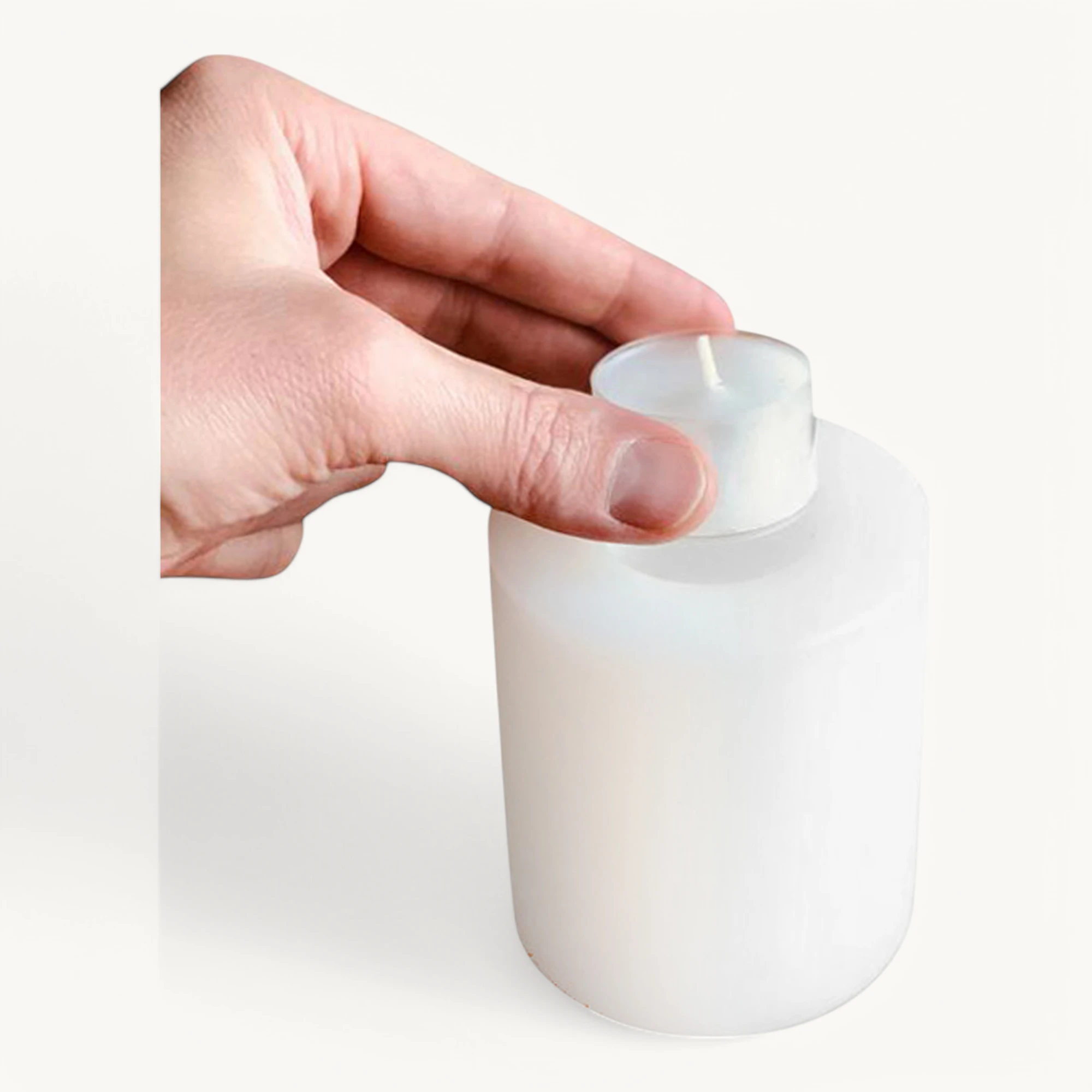 Dauerkerze Cornelius (Höhe 15 cm, ø 8 cm), weiß, Teelichthalter hitzebeständig 90° Dauerkerze Cornelius (Höhe 15 cm, ø 8 cm), weiß, Teelichthalter hitzebeständig 90°