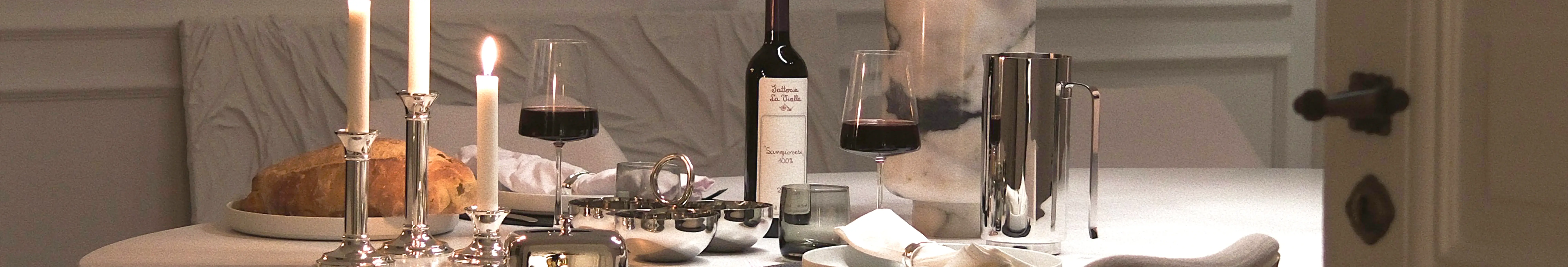 Stilvolle Wohnaccessoires aus Silber und Edelstahl für ein elegantes Zuhause