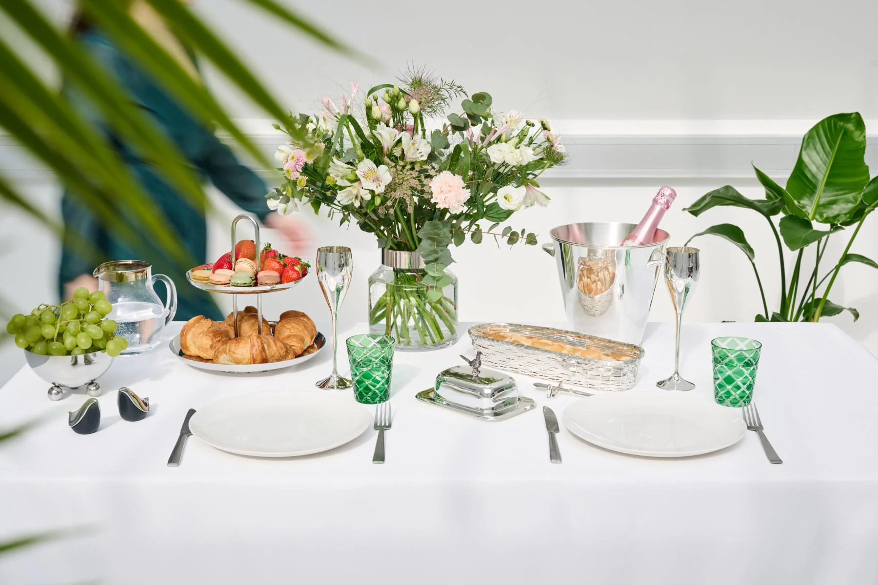 Flaschenkühler Calo (Höhe 21 cm, Ø 22 cm), mit Griffen, schwerversilbert Flaschenkühler Calo (Höhe 21 cm, Ø 22 cm), mit Griffen, schwerversilbert