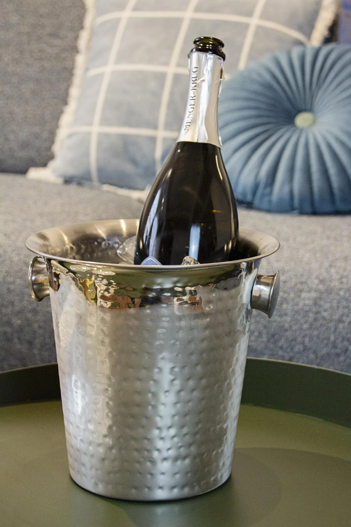 3er-Set Sektkühler Joey (Höhe 23 cm, Ø 21 cm), mit Griffen, gehämmert, Edelstahl, hochglanzpoliert 3er-Set Sektkühler Joey (Höhe 23 cm, Ø 21 cm), mit Griffen, gehämmert, Edelstahl, hochglanzpoliert