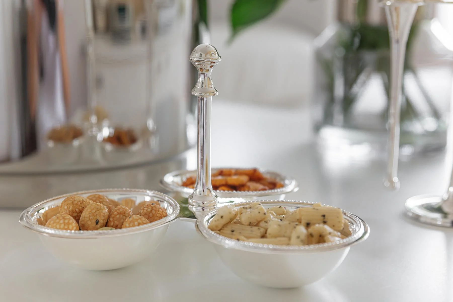 Snackschale Dreifachschale Perla (Ø 21 cm), schwerversilbert, Dekoschale, Tripleschale Snackschale Dreifachschale Perla (Ø 21 cm), schwerversilbert, Dekoschale, Tripleschale