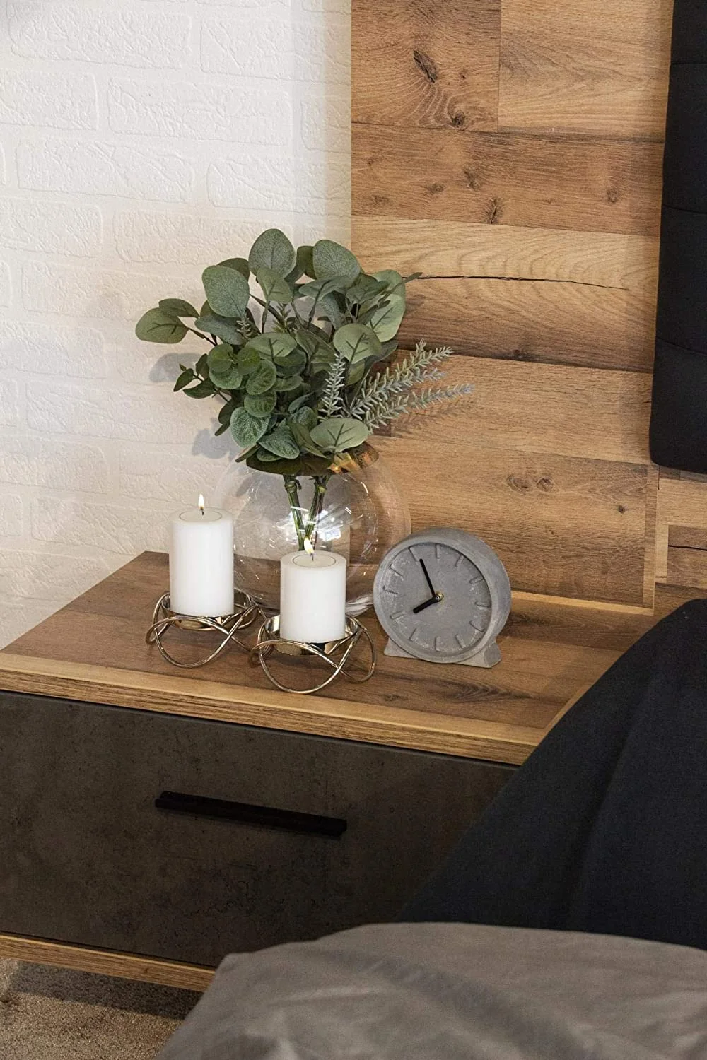 Kugelvase Mirinde  (Höhe 18 cm, Ø 20 cm), mundgeblasenes Kristallglas mit Platinrand Kugelvase Mirinde  (Höhe 18 cm, Ø 20 cm), mundgeblasenes Kristallglas mit Platinrand