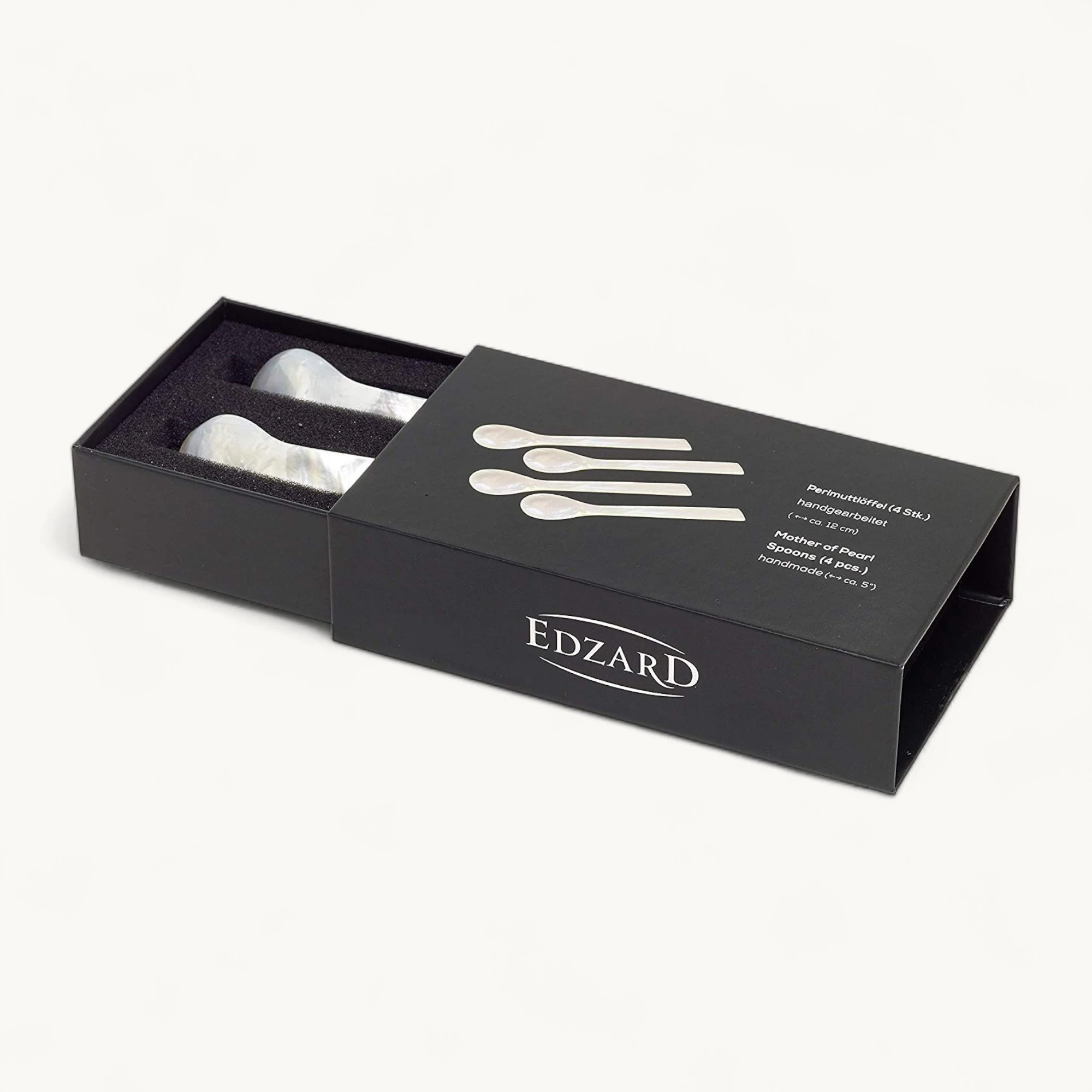 EDZARD 4er Set Eierlöffel (Länge 11 cm) aus echtem Meer-Perlmutt (Pinctada maxima), Handarbeit, 100% Naturprodukt, Griff oben eckig, edle Geschenkverpackung, Perlmuttlöffel für Ei und Kaviar