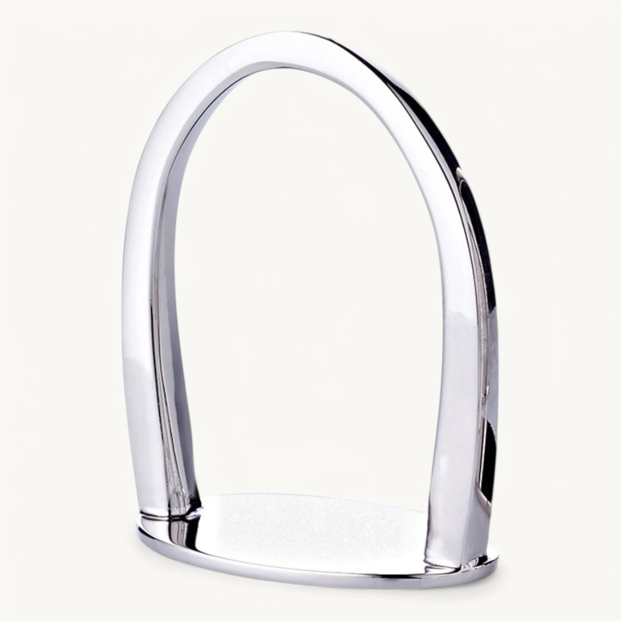 4er Set Serviettenringe Steigbügel (Höhe 6 cm), schwerversilbert 4er Set Serviettenringe Steigbügel (Höhe 6 cm), schwerversilbert