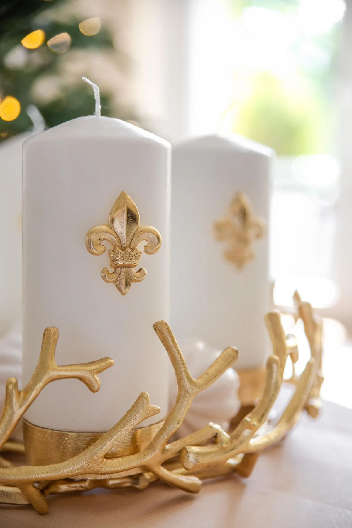 Adventskranz Porus (ø 44 cm), goldfarben, Geweih-Design, Aluminium vernickelt Adventskranz Porus (ø 44 cm), goldfarben, Geweih-Design, Aluminium vernickelt