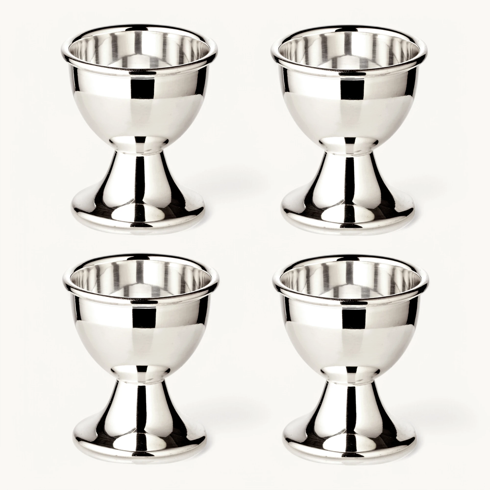 4er Set Eierbecher Classo (Höhe 5 cm), klassische Form, schwerversilbert