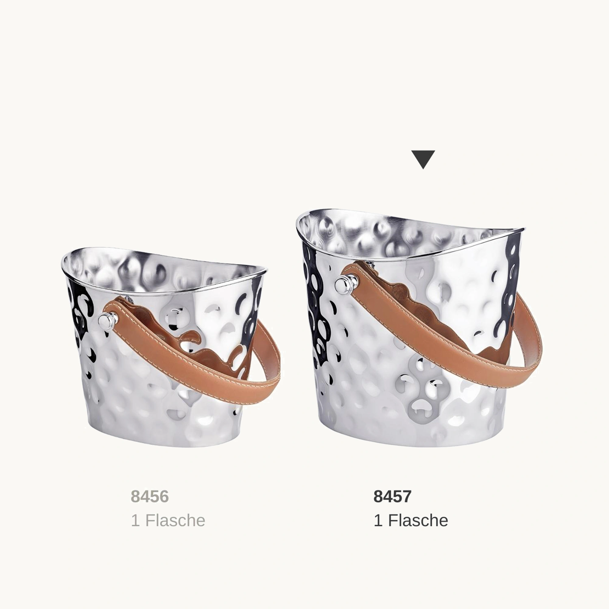 Eiseimer Gilbert (Höhe 23 cm), brauner Ledergriff, gehämmert, Messing, glänzend vernickelt Eiseimer Gilbert (Höhe 23 cm), brauner Ledergriff, gehämmert, Messing, glänzend vernickelt