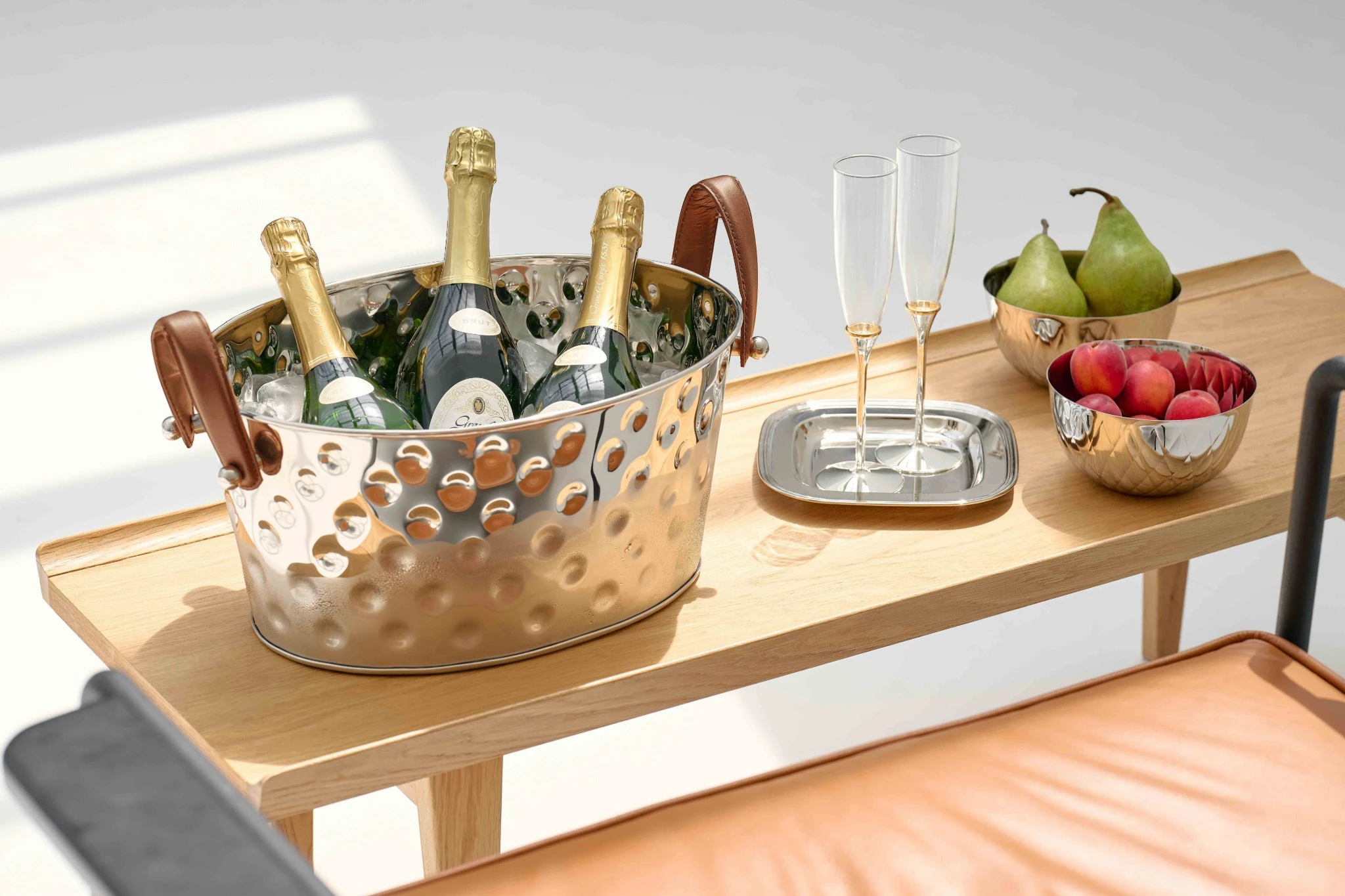 Champagner Schale Gideon, vernickelt, gehämmert 39x29x19 cm
