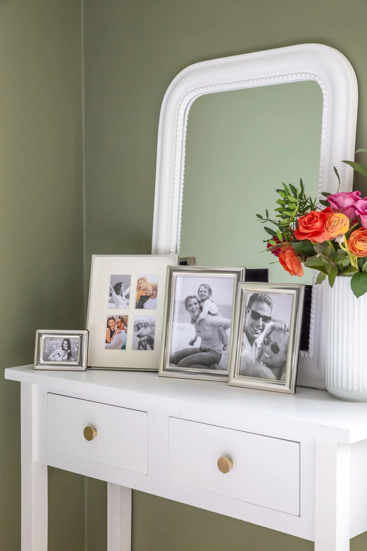 Fotorahmen Bari für Foto 5x8 cm, edel versilbert, anlaufgeschützt Fotorahmen Bari für Foto 5x8 cm, edel versilbert, anlaufgeschützt