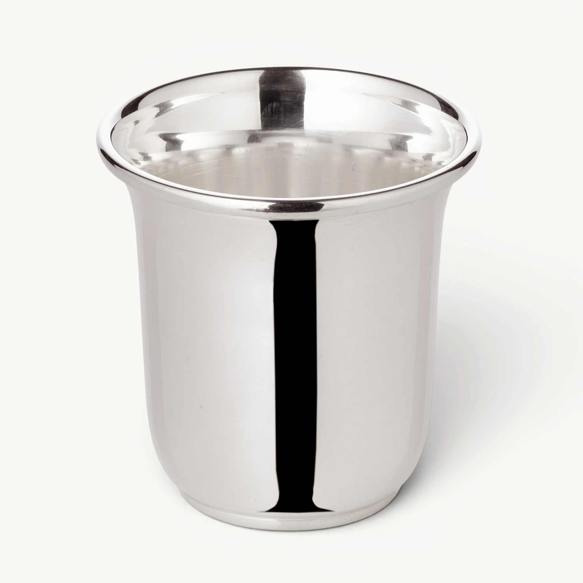 Schnapsbecher Cuno (Höhe 5 cm, Füllmenge 4 cl), schwerversilbert