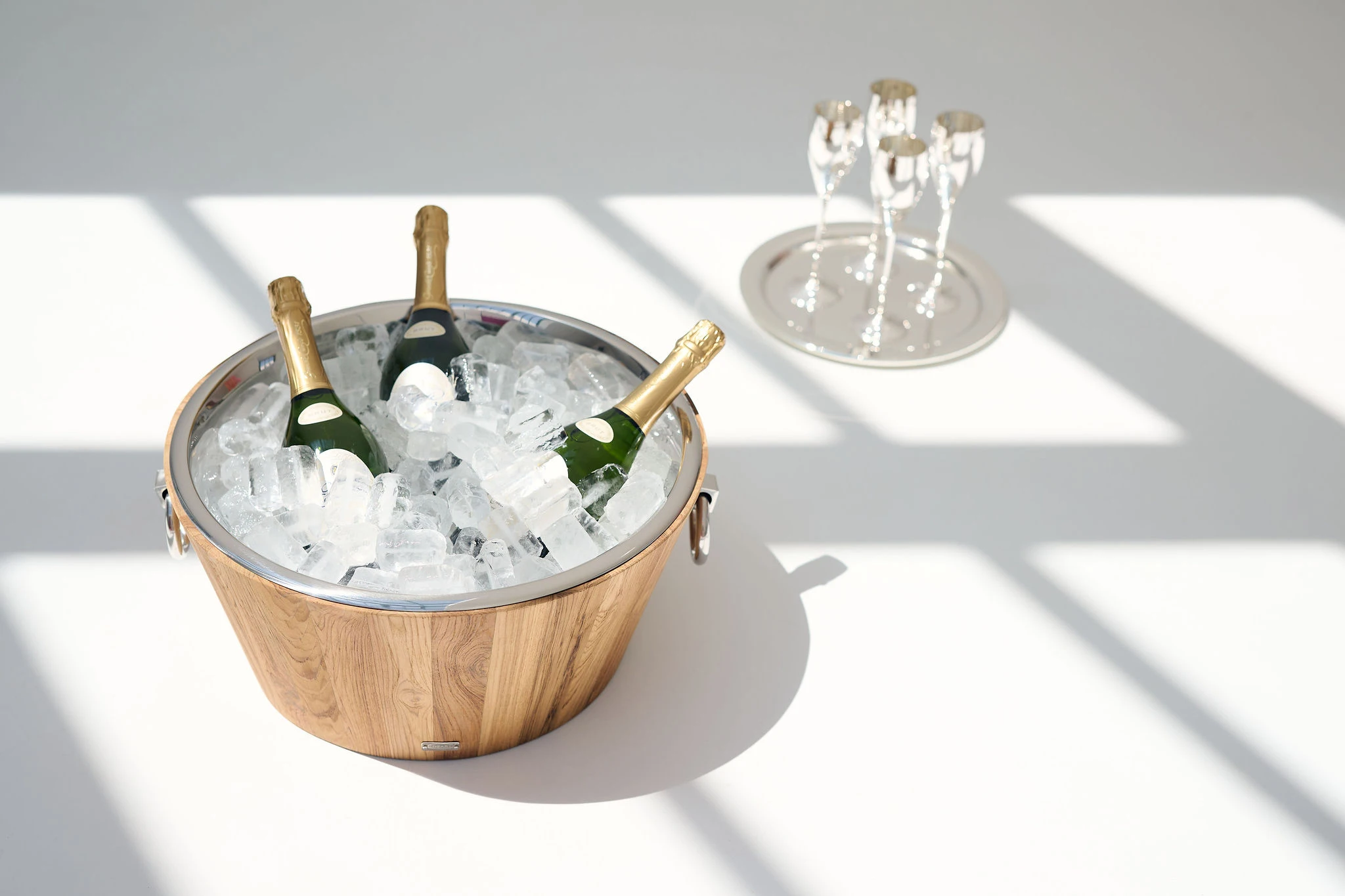Champagnerkühler Santiago (Ø 46 cm, Höhe 23 cm) Teakholz, Edelstahl hochglanzpoliert, mit Griffen