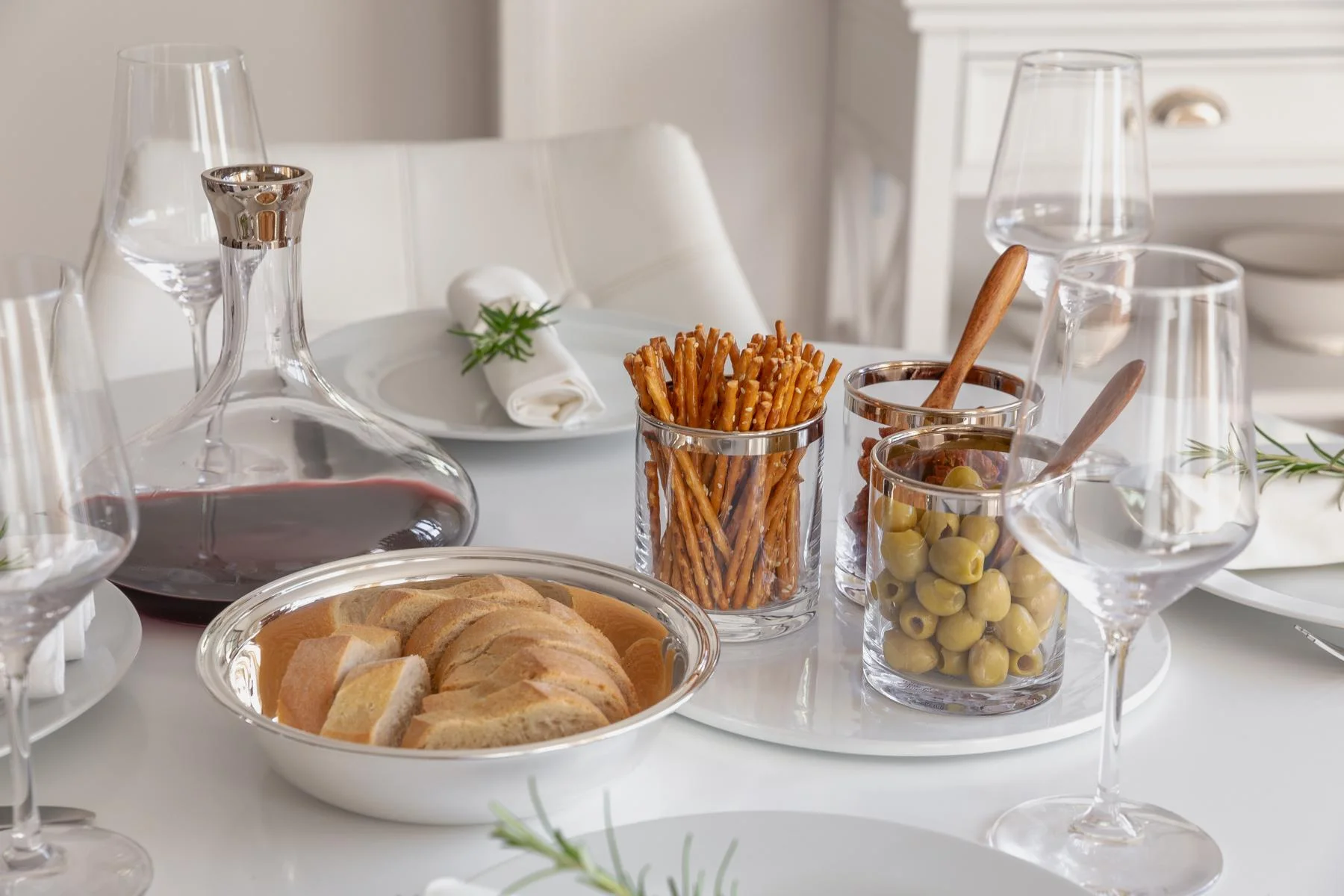 Schale Olympia (21 cm x 28 cm), oval, silberfarben, schwerversilbert Schale Olympia (21 cm x 28 cm), oval, silberfarben, schwerversilbert