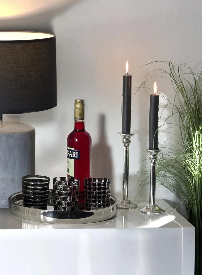 Tablett Alaska (ø 32 cm) rund, Edelstahl hochglanzpoliert, Serviertablett, Dekotablett Tablett Alaska (ø 32 cm) rund, Edelstahl hochglanzpoliert, Serviertablett, Dekotablett