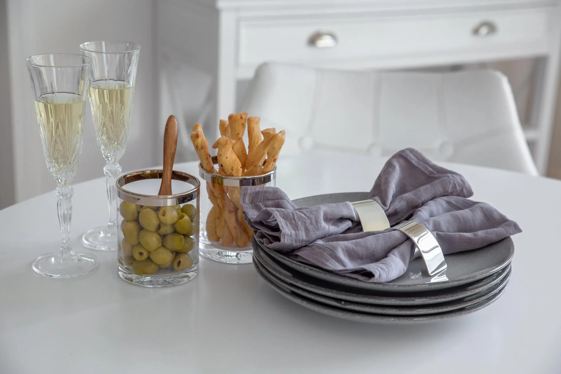 2er-Set Serviettenringe Volute (Länge 6 cm, Ø 4 cm), edel versilbert, anlaufgeschützt 2er-Set Serviettenringe Volute (Länge 6 cm, Ø 4 cm), edel versilbert, anlaufgeschützt