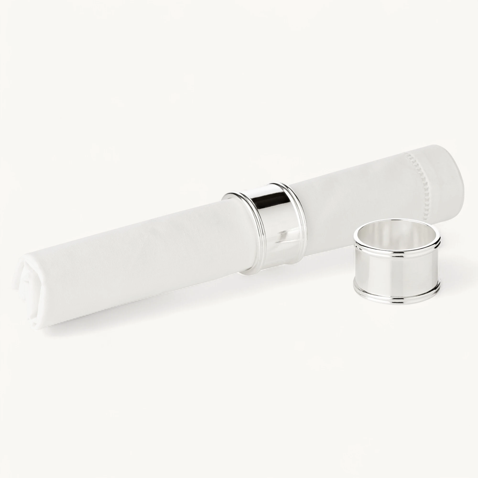 2er Set Serviettenringe Madrid, rund, edel versilbert, Durchmesser 4 cm