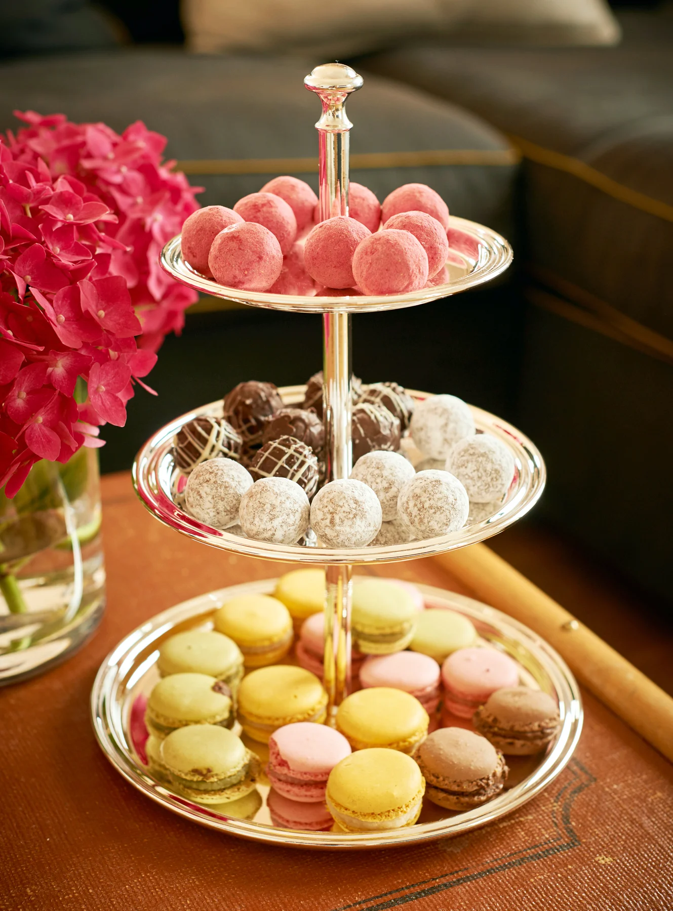 Etagere Faden (Höhe 29 cm, 3-stöckig), edel versilbert, anlaufgeschützt Etagere Faden (Höhe 29 cm, 3-stöckig), edel versilbert, anlaufgeschützt