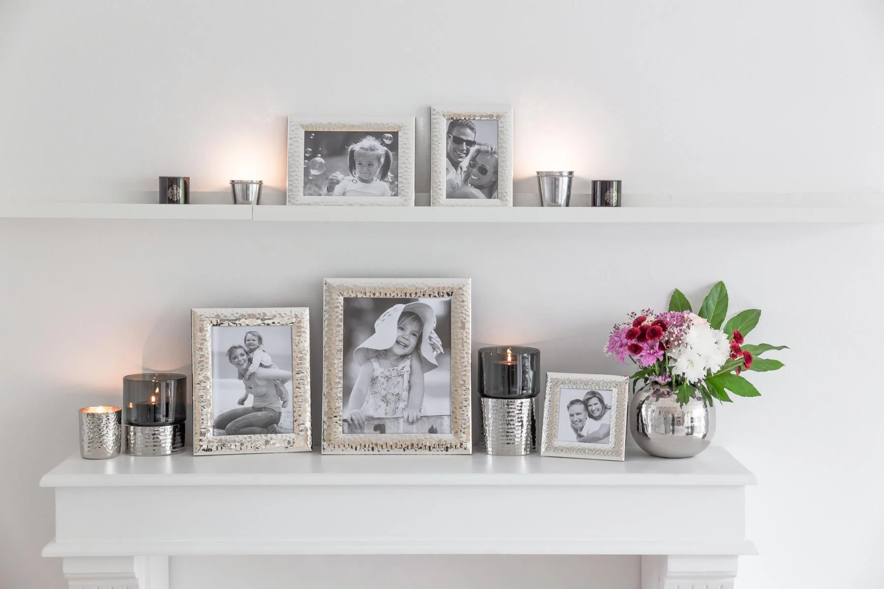 2er-Set Bilderrahmen Gubbio (10x15 cm), gehämmert, edel versilbert, anlaufgeschützt, 2 Aufhänger 2er-Set Bilderrahmen Gubbio (10x15 cm), gehämmert, edel versilbert, anlaufgeschützt, 2 Aufhänger