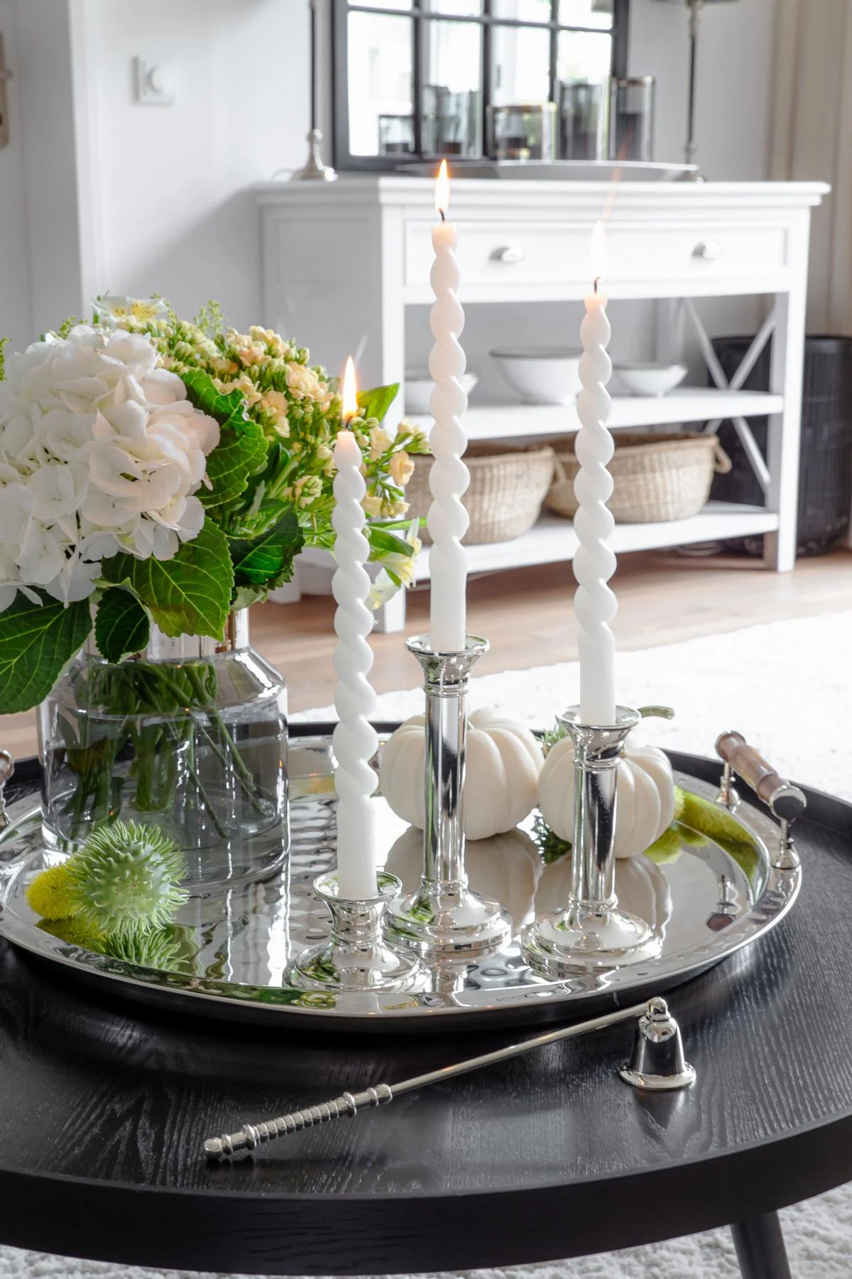 Vase Gabi (Höhe 19 cm, Ø 17 cm), dunkles mundgeblasenes Kristallglas mit Platinrand Vase Gabi (Höhe 19 cm, Ø 17 cm), dunkles mundgeblasenes Kristallglas mit Platinrand