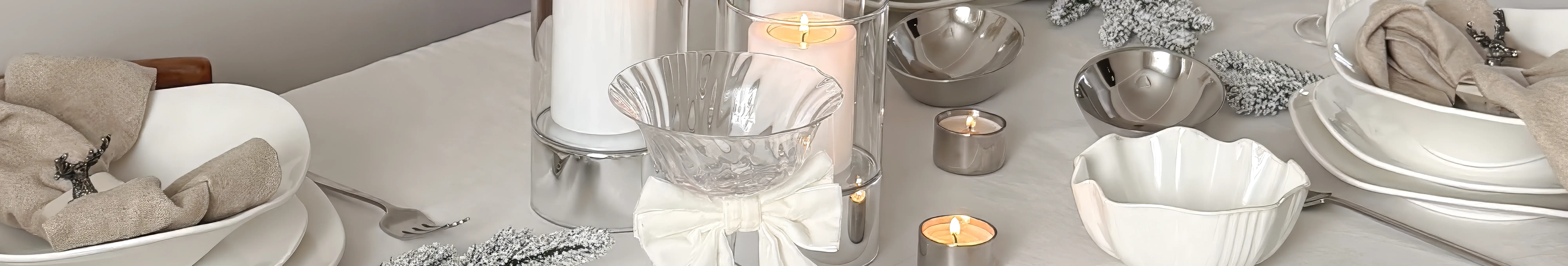 Elegante Wohn- und Tischaccessoires aus Silber und Edelstahl für stilvolle Akzente