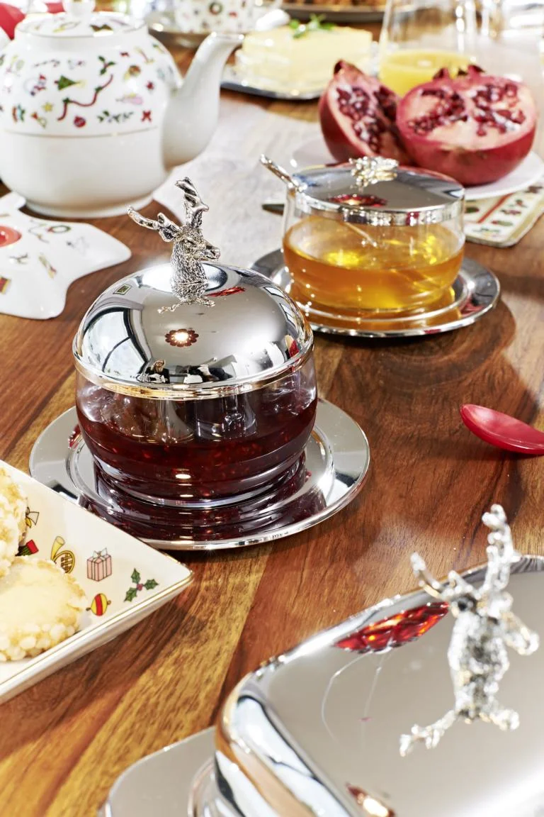 Marmeladenglas Hirsch (350 g), Hirsch-Figur, mit Untersetzer und Löffel, edel versilbert Marmeladenglas Hirsch (350 g), Hirsch-Figur, mit Untersetzer und Löffel, edel versilbert