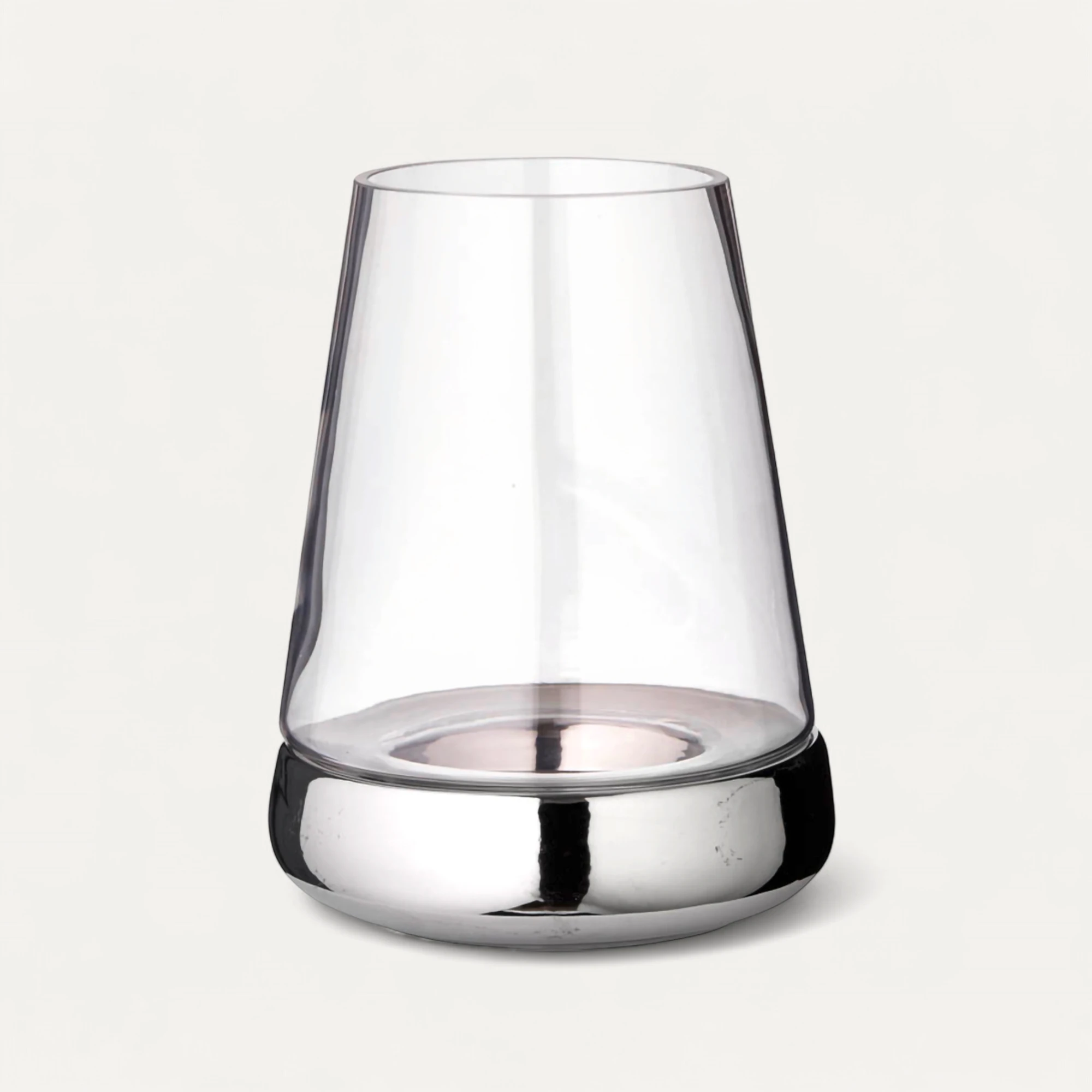 Windlicht Bora (Höhe 28 cm), glatt, vernickelter Keramikfuß Windlicht Bora (Höhe 28 cm), glatt, vernickelter Keramikfuß