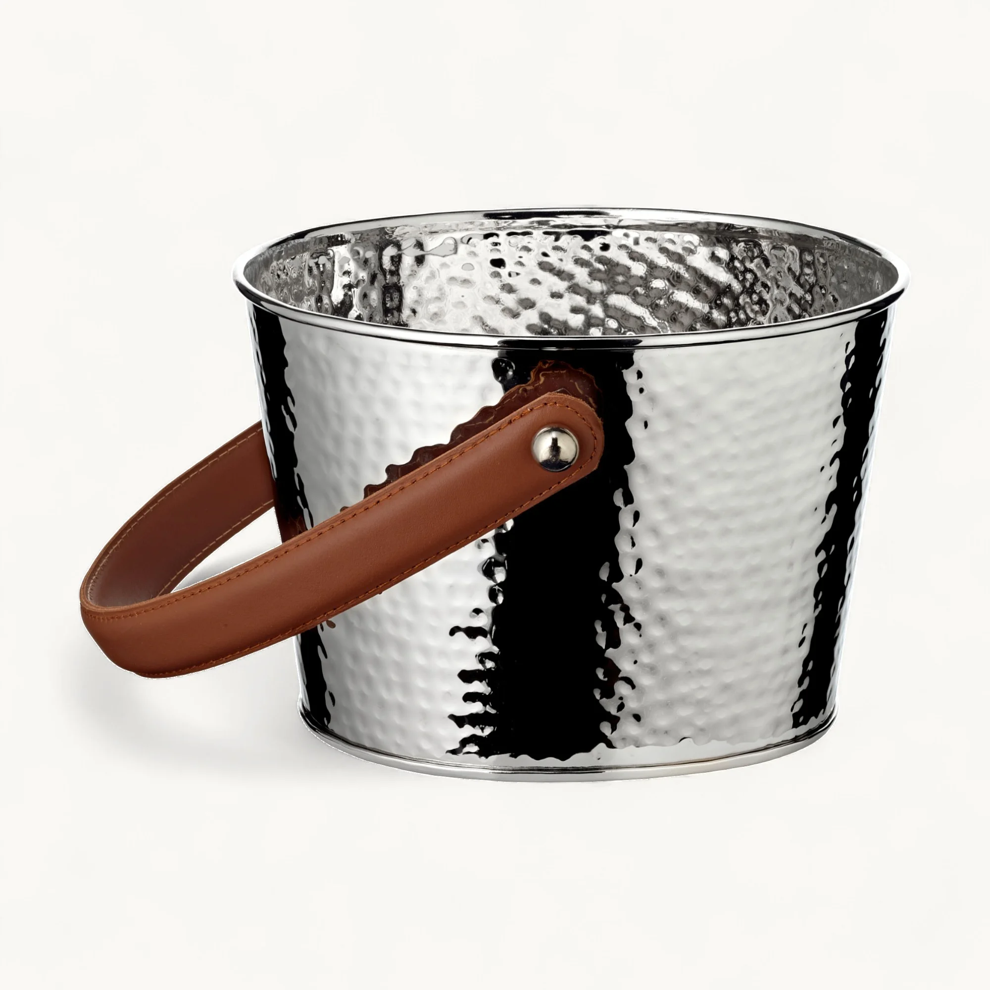 Sektkühler Gavin (23 x 18 cm, H 16 cm), gehämmert, Edelstahl, vernickelt Sektkühler Gavin (23 x 18 cm, H 16 cm), gehämmert, Edelstahl, vernickelt