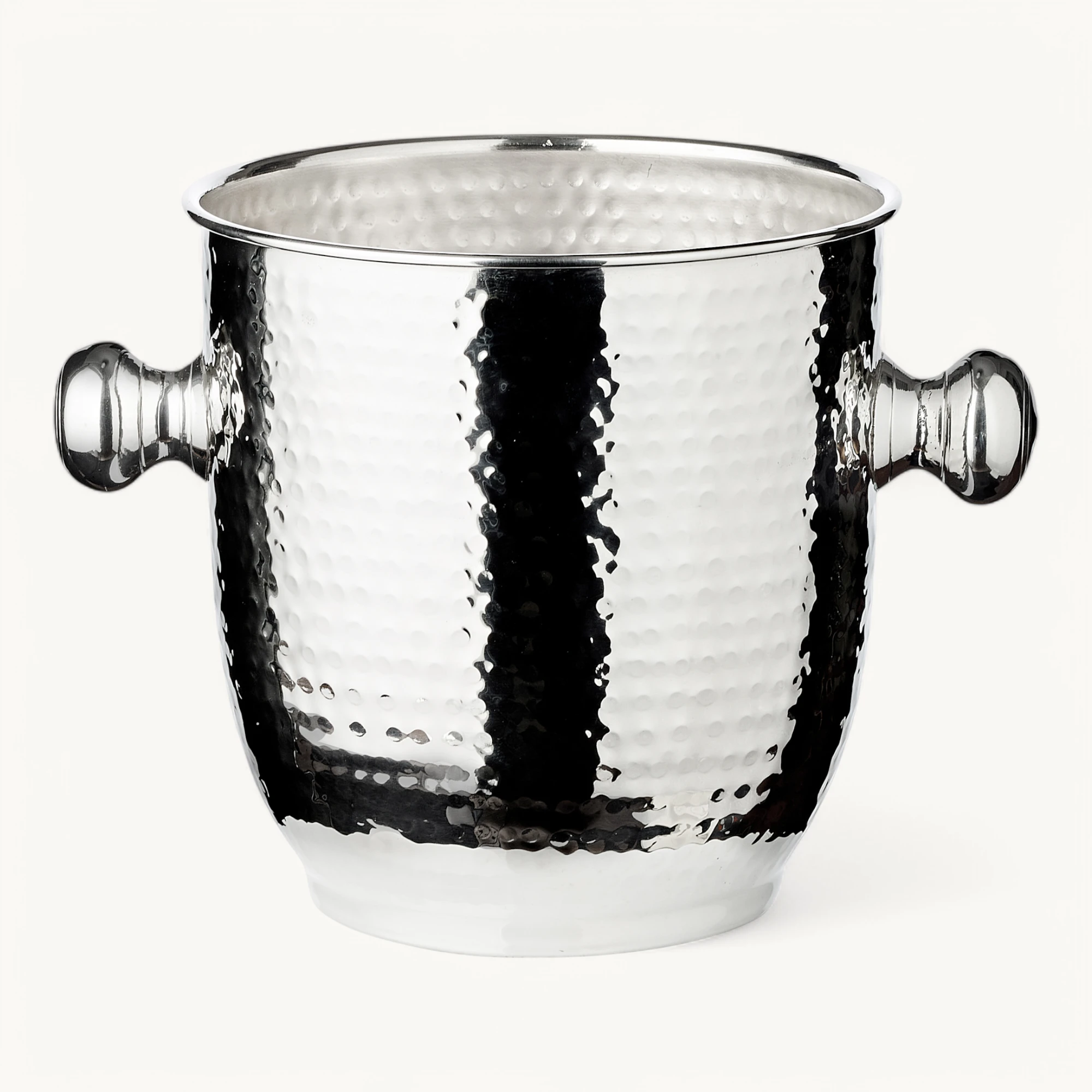 Flaschenkühler Alto (Höhe 20 cm, Ø 19 cm), gehämmert, edel versilbert, anlaufgeschützt Flaschenkühler Alto (Höhe 20 cm, Ø 19 cm), gehämmert, edel versilbert, anlaufgeschützt