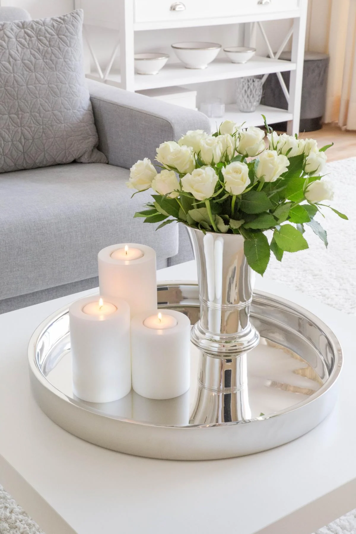 Tablett Alaska (ø 32 cm) rund, Edelstahl hochglanzpoliert, Serviertablett, Dekotablett Tablett Alaska (ø 32 cm) rund, Edelstahl hochglanzpoliert, Serviertablett, Dekotablett