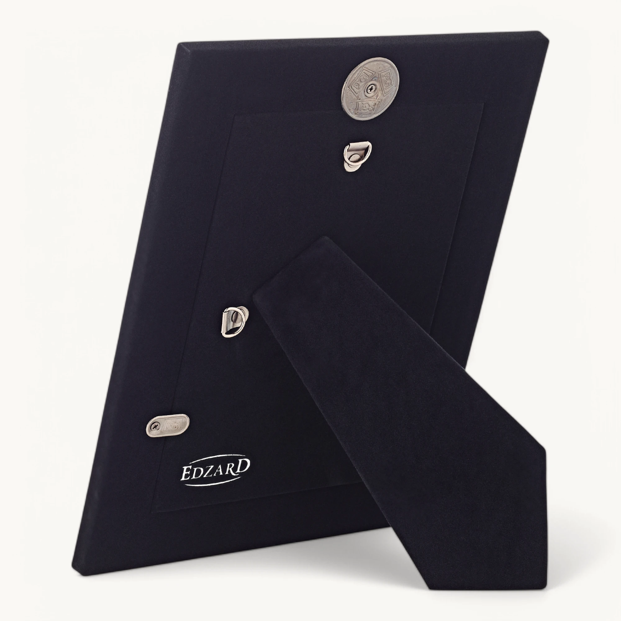 Bilderrahmen Turin (13x18 cm), Perlenrand, edel versilbert, anlaufgeschützt, 2 Aufhänger Bilderrahmen Turin (13x18 cm), Perlenrand, edel versilbert, anlaufgeschützt, 2 Aufhänger