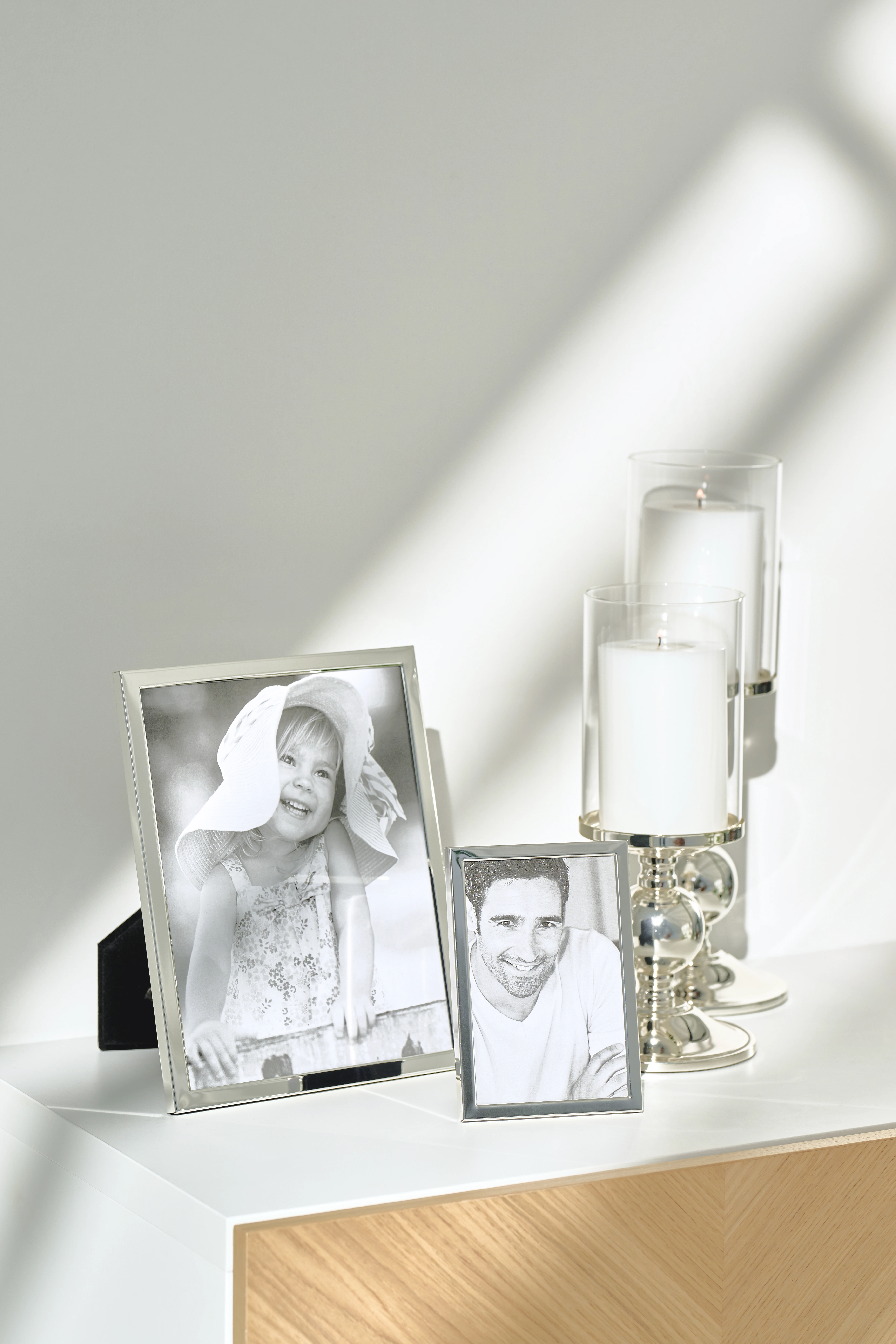 Bilderrahmen Bergamo (10x15 cm), edel versilbert, anlaufgeschützt, 2 Aufhänger Bilderrahmen Bergamo (10x15 cm), edel versilbert, anlaufgeschützt, 2 Aufhänger