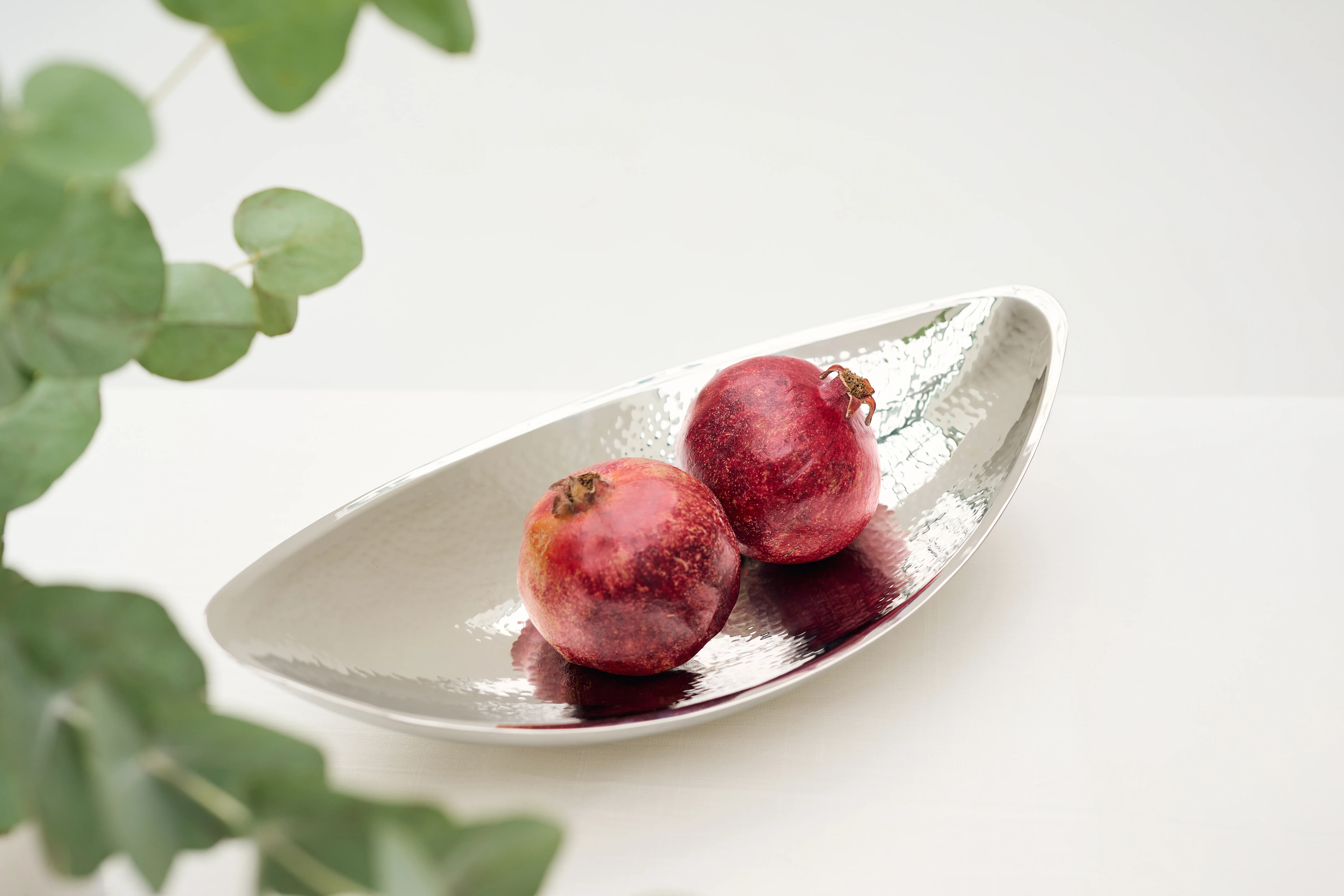 Schale Halifax (Länge 40 cm), silberfarben, hochglanzpoliert,fein gehämmert, Edelstahl