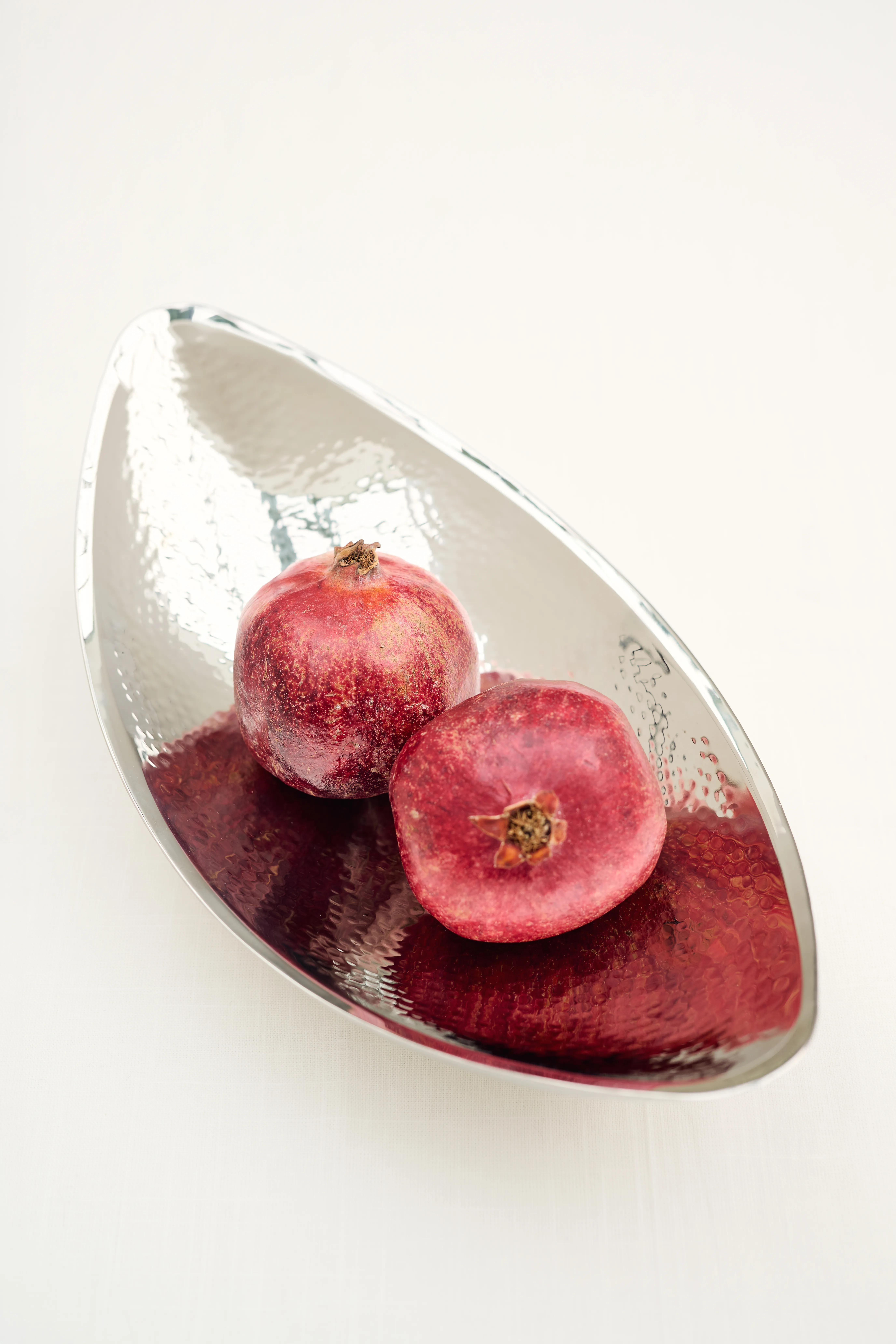 Schale Halifax (Länge 40 cm), silberfarben, hochglanzpoliert,fein gehämmert, Edelstahl