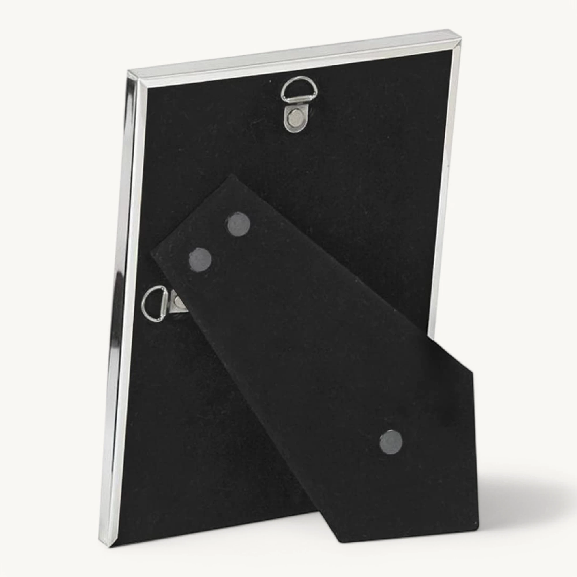 Bilderrahmen Genua (20x25 cm), edel versilbert, anlaufgeschützt, 2 Aufhänger Bilderrahmen Genua (20x25 cm), edel versilbert, anlaufgeschützt, 2 Aufhänger