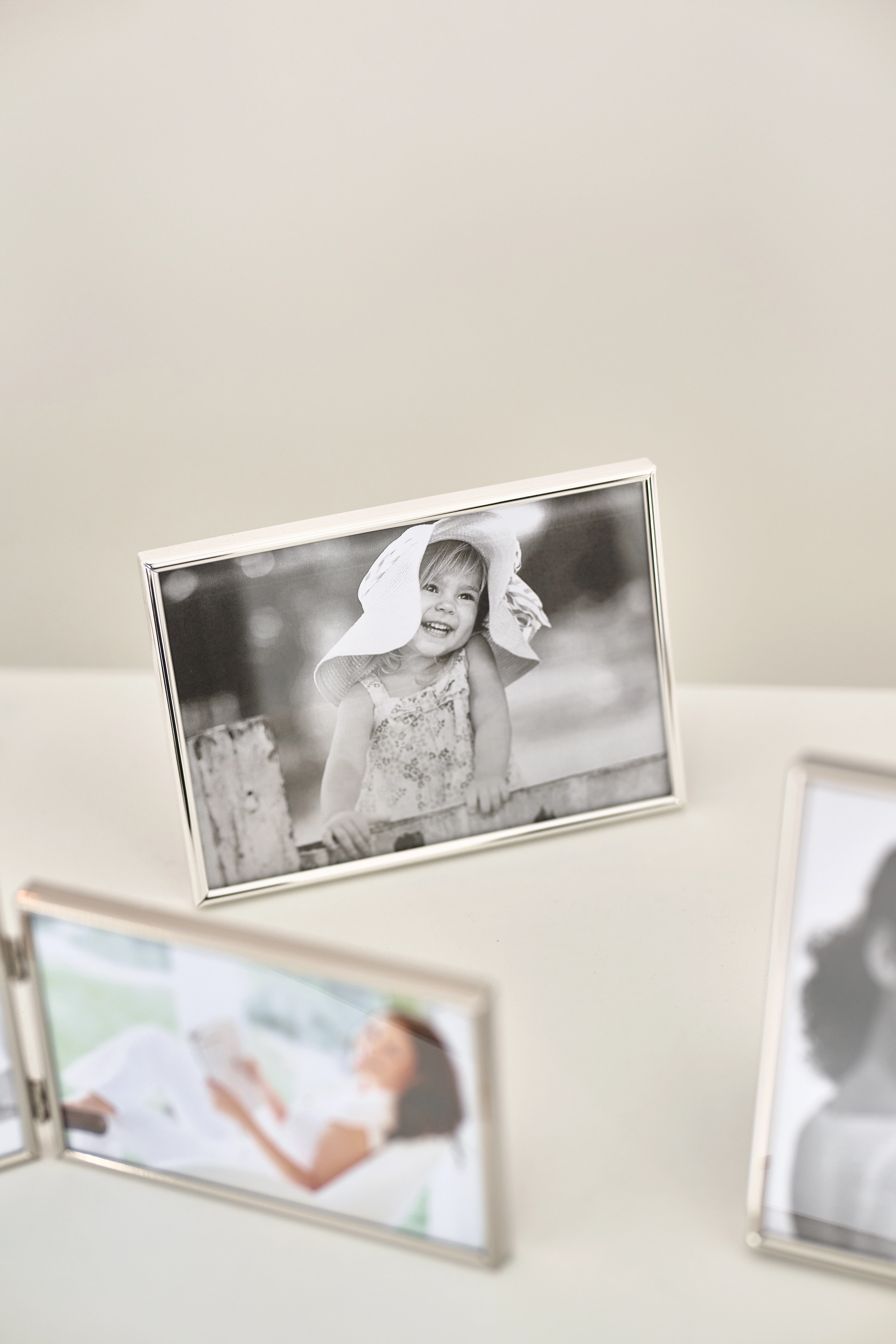 Bilderrahmen Otto (13x18 cm), edel versilbert, anlaufgeschützt, 2 Aufhänger