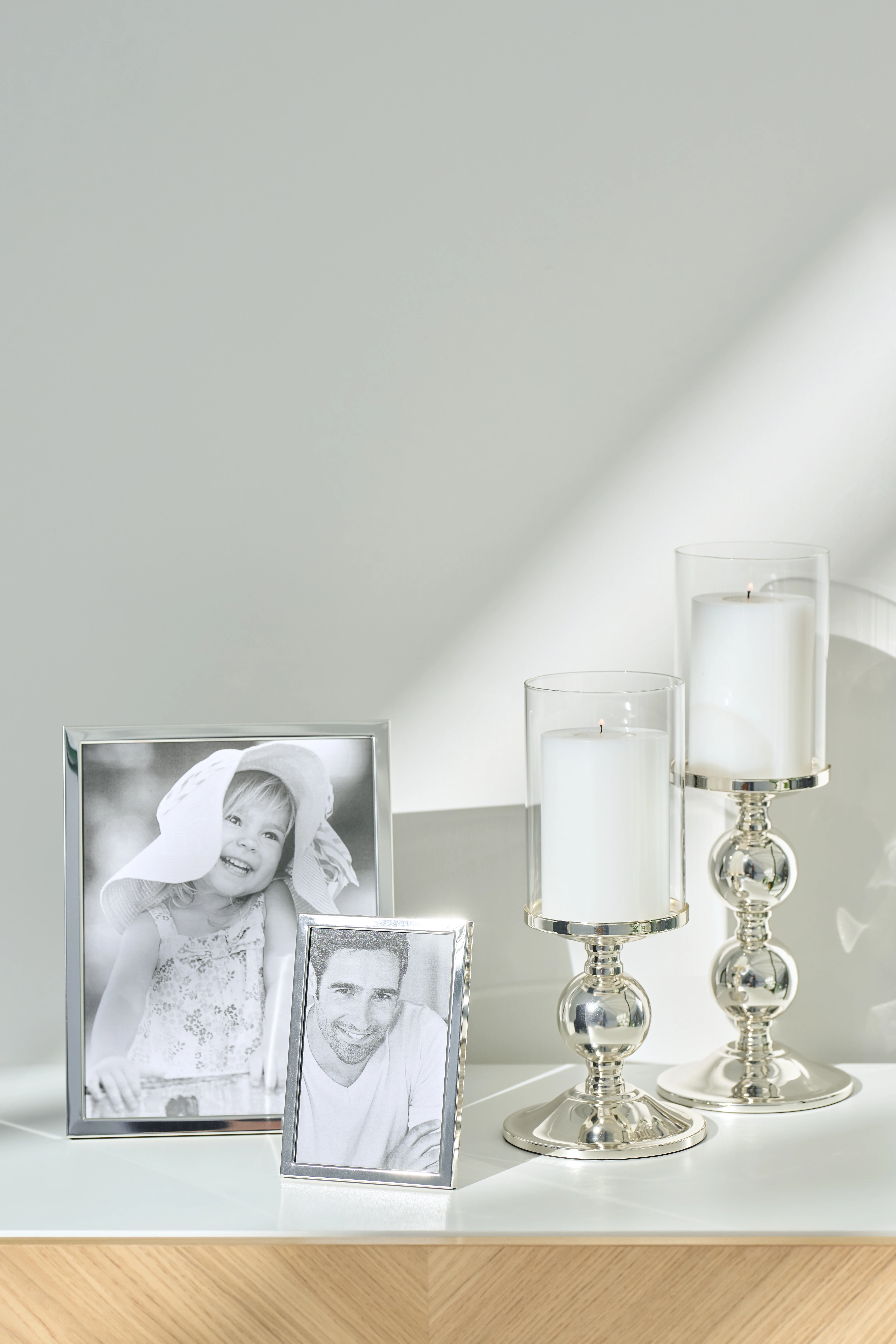 Dauerkerze Cornelius (Höhe 12 cm, ø 8 cm), weiß, Teelichthalter hitzebeständig 90°