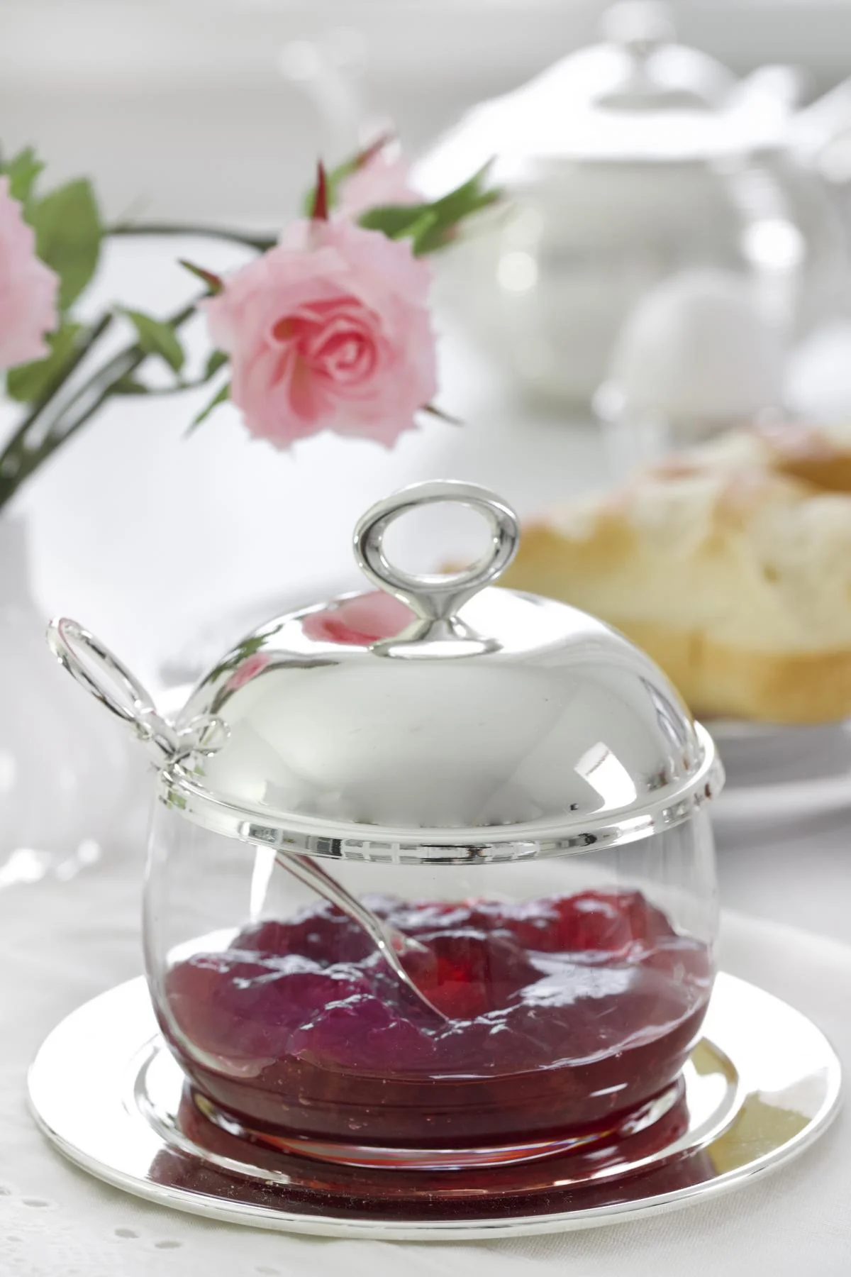 Marmeladenglas Jago (350 g), mit Untersetzer und Löffel, edel versilbert
