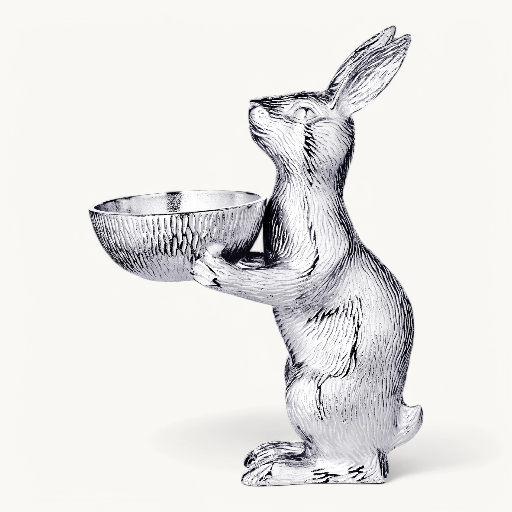 Hase mit Schale Bert (Höhe 32 cm, Ø 12 cm), silberfarben, Aluminium vernickelt Hase mit Schale Bert (Höhe 32 cm, Ø 12 cm), silberfarben, Aluminium vernickelt