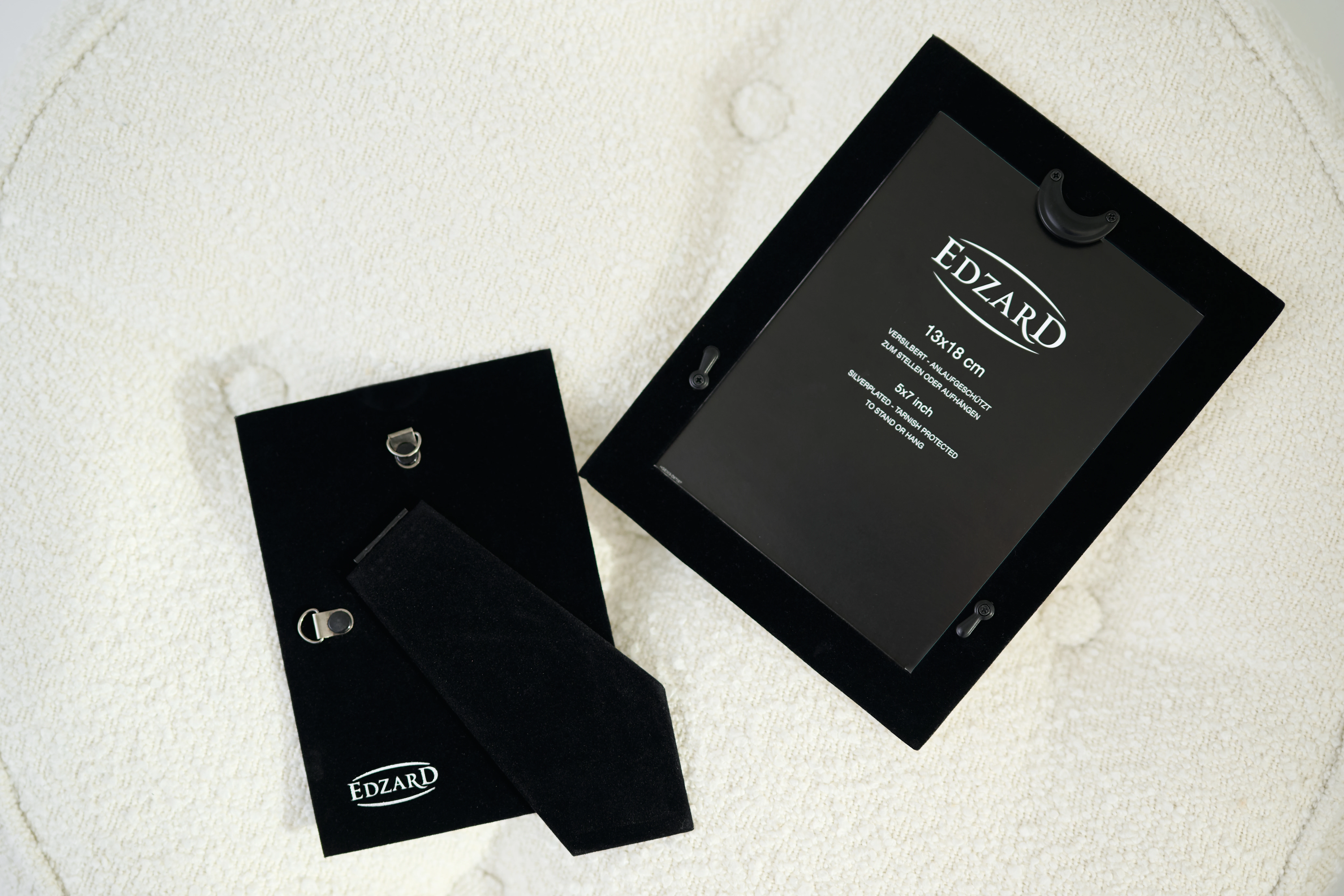 Bilderrahmen Gela (15x20 cm), edel versilbert, anlaufgeschützt, 2 Aufhänger Bilderrahmen Gela (15x20 cm), edel versilbert, anlaufgeschützt, 2 Aufhänger