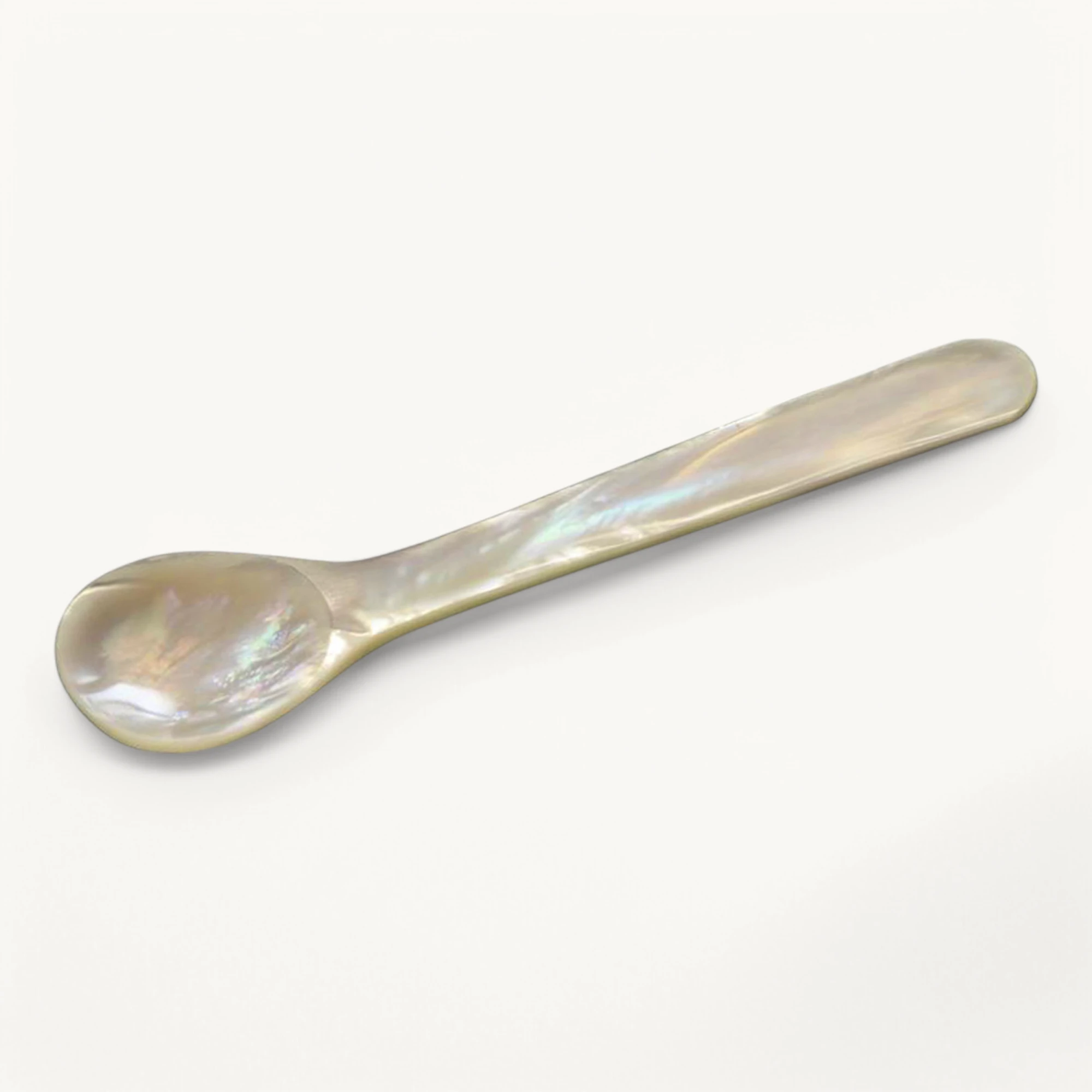 EDZARD Eierlöffel (Länge 11 cm) aus echtem Meer-Perlmutt (Pinctada maxima), Handarbeit, 100% Naturprodukt, Griff oben abgerundet, Perlmuttlöffel für Ei und Kaviar