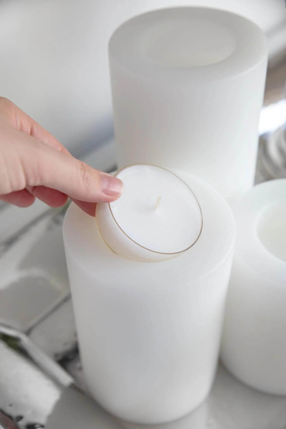 Dauerkerze Cornelius (Höhe 12 cm, ø 8 cm), weiß, Teelichthalter hitzebeständig 90° Dauerkerze Cornelius (Höhe 12 cm, ø 8 cm), weiß, Teelichthalter hitzebeständig 90°