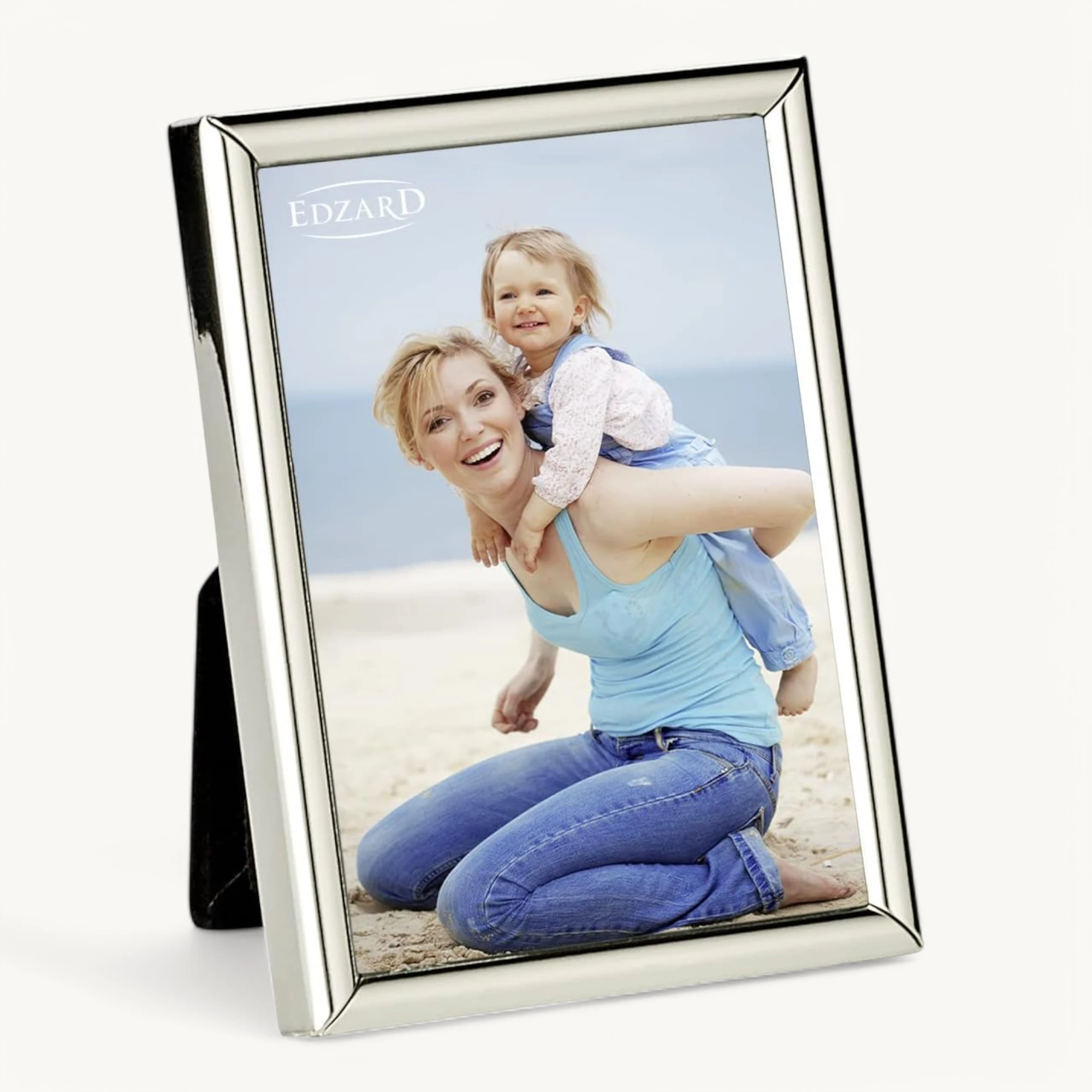 Bilderrahmen Genua (6x9 cm), edel versilbert, anlaufgeschützt Bilderrahmen Genua (6x9 cm), edel versilbert, anlaufgeschützt