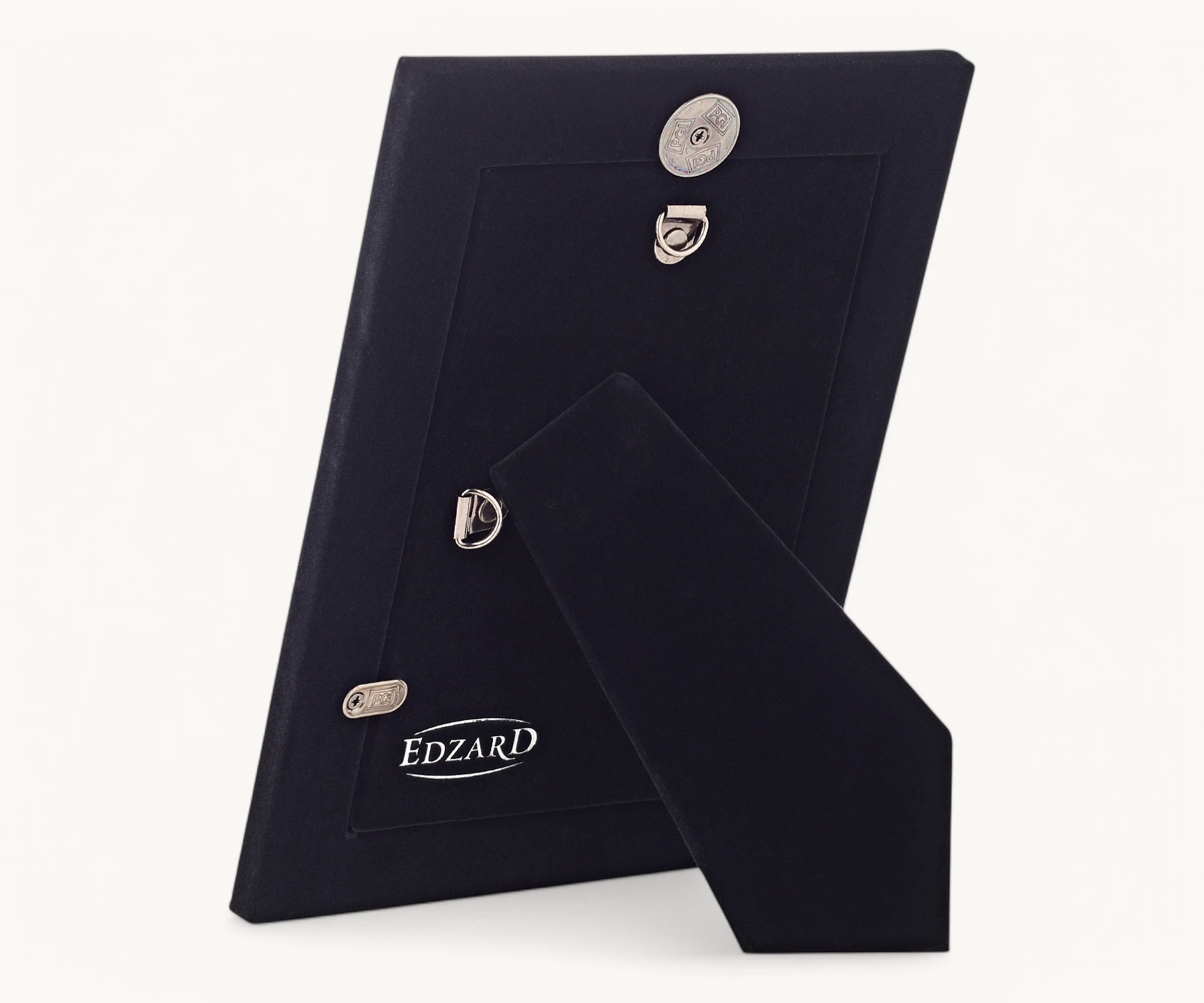 Bilderrahmen Gela (15x20 cm), edel versilbert, anlaufgeschützt, 2 Aufhänger Bilderrahmen Gela (15x20 cm), edel versilbert, anlaufgeschützt, 2 Aufhänger