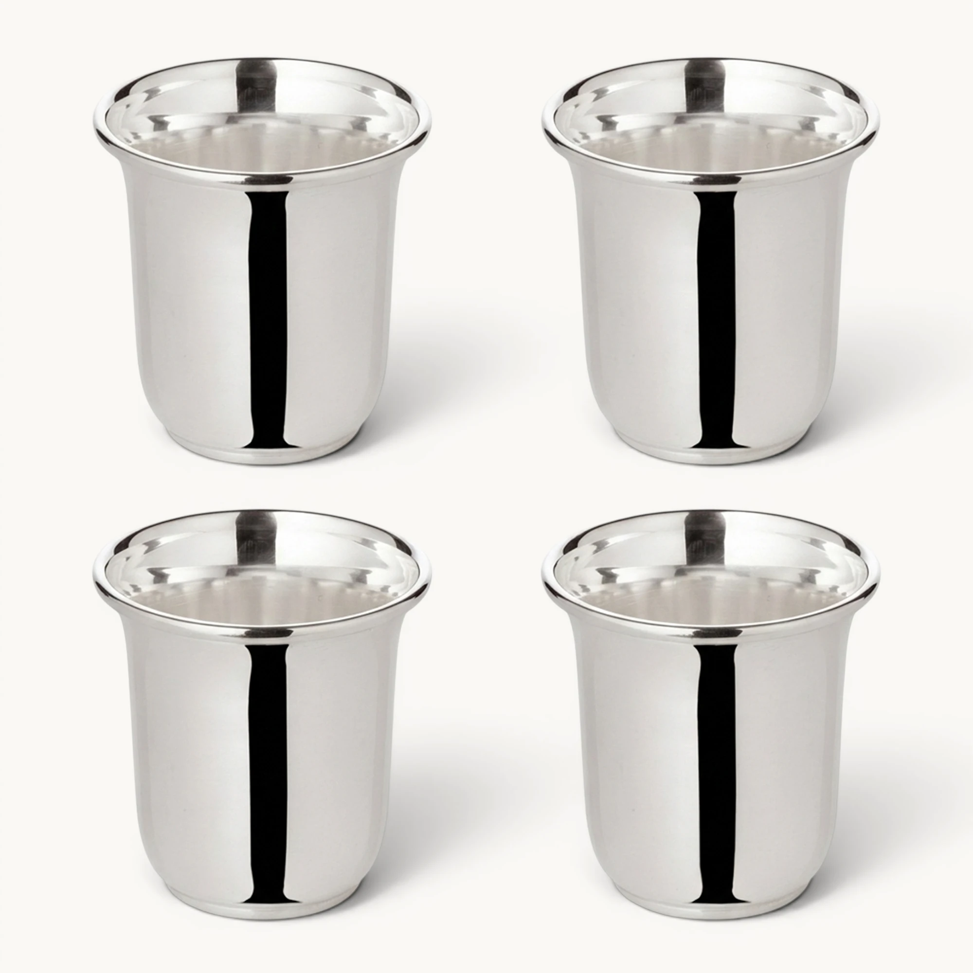 Schnapsbecher Cuno (Höhe 5 cm, Füllmenge 4 cl), schwerversilbert